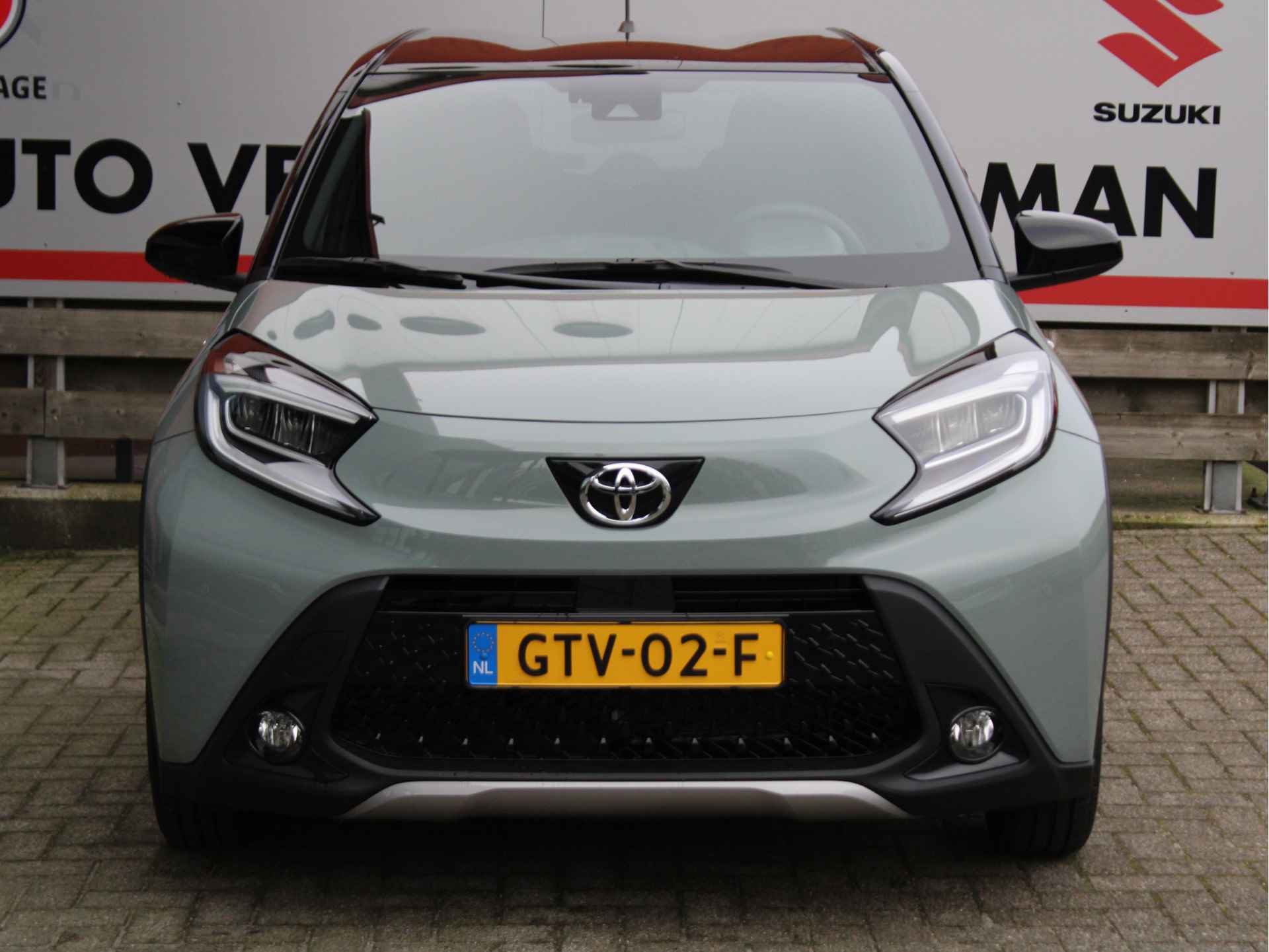 Toyota Aygo X 1.0 VVT-i MT Envy Cruise Control Adaptief, Achteruitrijcamera, Navigatie, Parkeersensoren Voor en Achter - 10/36