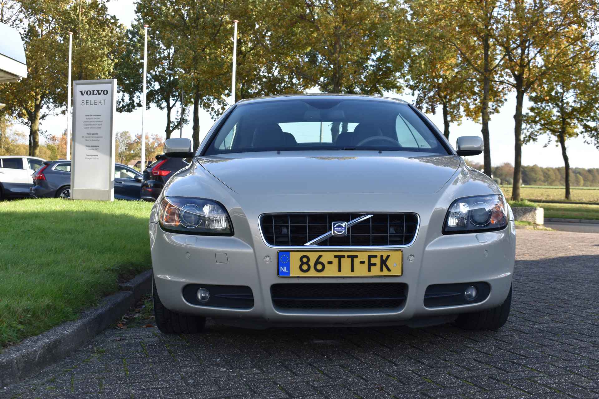 Volvo C70 Convertible 2.4i 170PK Automaat Summum | Xenon | Leder | Stoelverwarming | Elektr. stoel | 17"LMV - 4/36