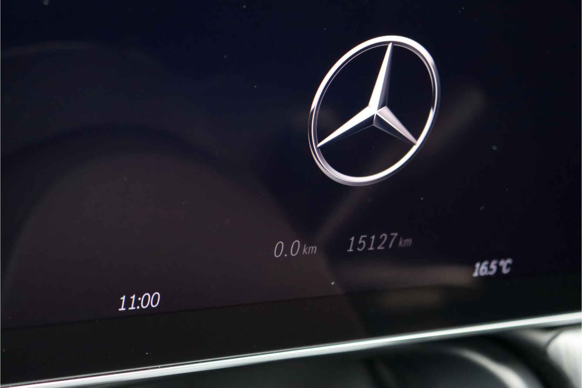 Mercedes-Benz EQE 300 Luxury Line 89 kWh | Distronic Pro | Memory | Trekhaak | Leder | Camera | Dodehoekassistent | Verwarmd Stuurwiel | Keyless Go | Warmtepomp | - 29/40