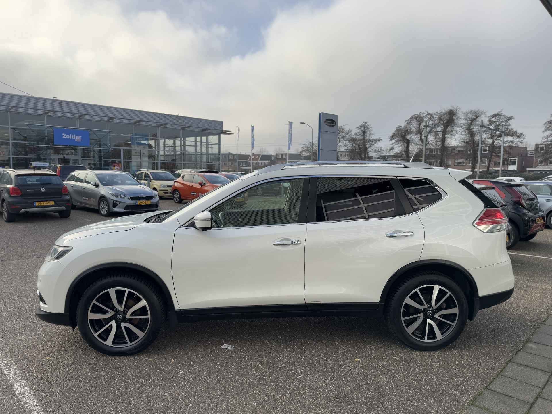 Nissan X-Trail 1.6 DIG-T Connect Edition - 5/35