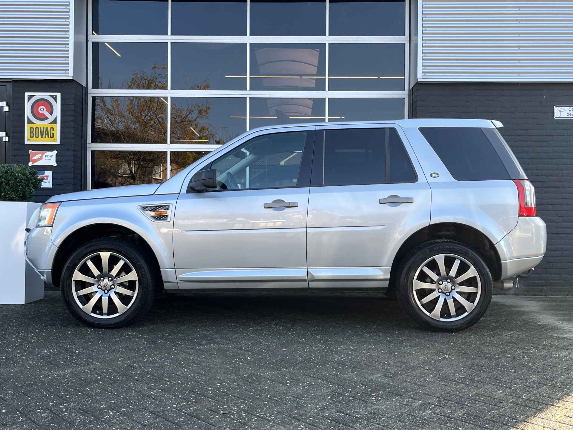 Land Rover Freelander 3.2 i6 S, Automaat, Cruise, Trekhaak, Pano, Navi, Pdc - 16/26