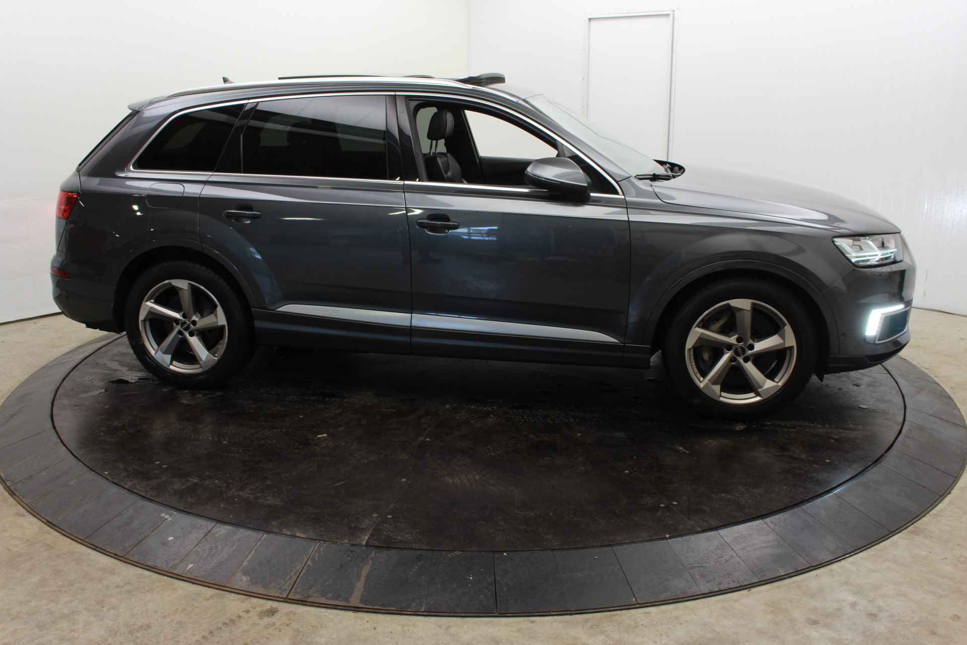 Audi Q7 3.0 TDI e-tron quattro S-Line Sport Pano EL Trekh+aKlep Vol Leder 360ºCamera Luchtvering - 17/55