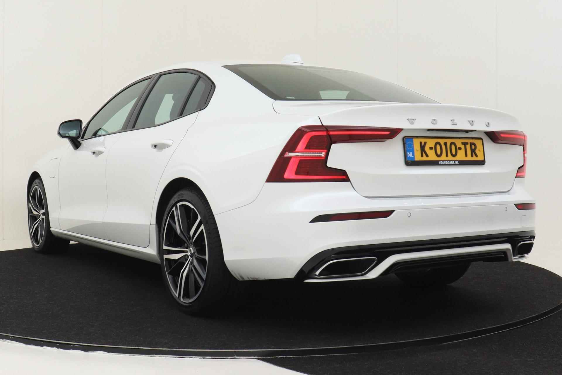 Volvo S60 RECHARGE T6 AWD R-DESIGN -HK-AUDIO|CLIMATE|CAMERA|ADAP.CRUISE|BLIS - 5/41