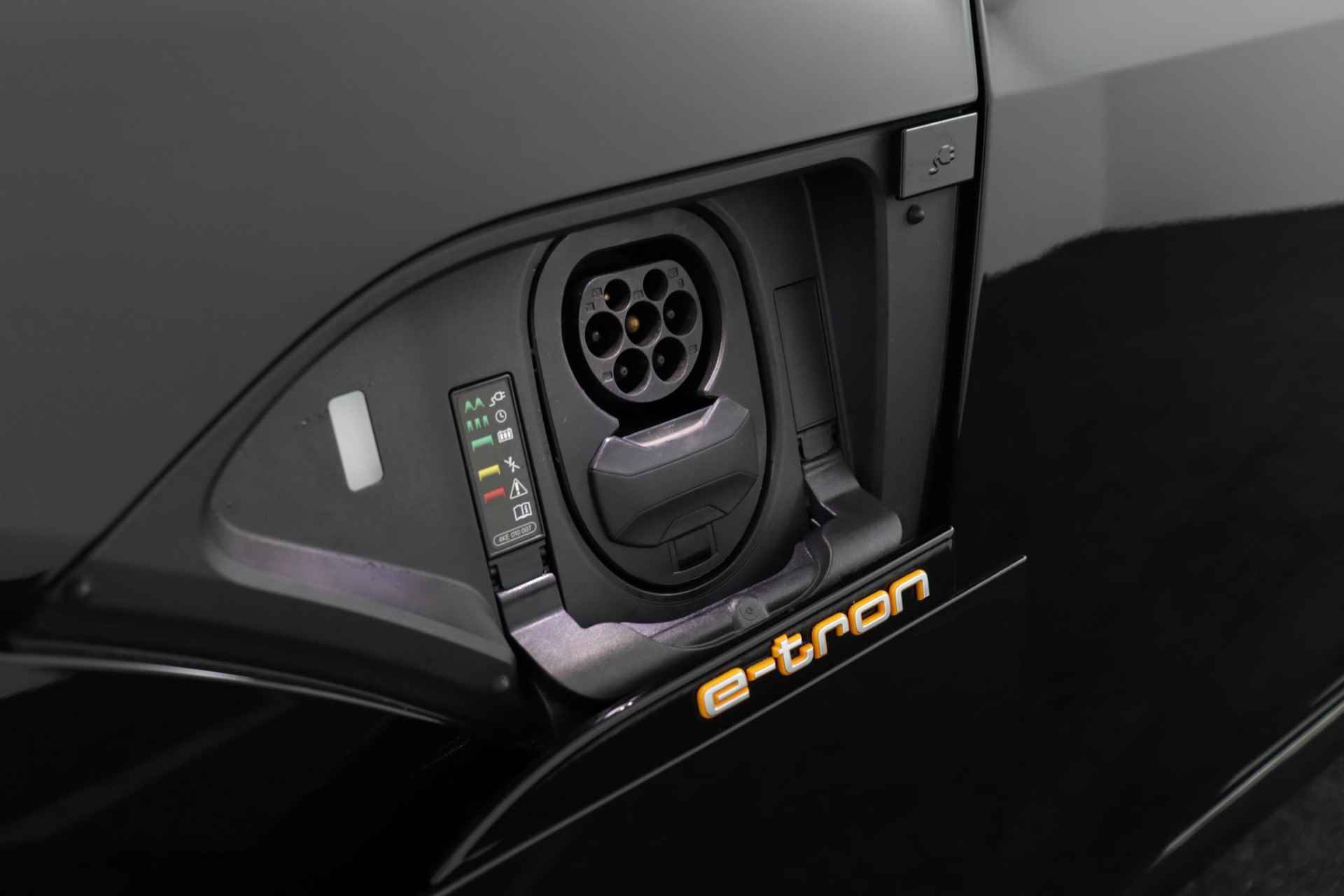 Audi e-tron e-tron 50 quattro Launch edition plus 71 kWh - 35/51