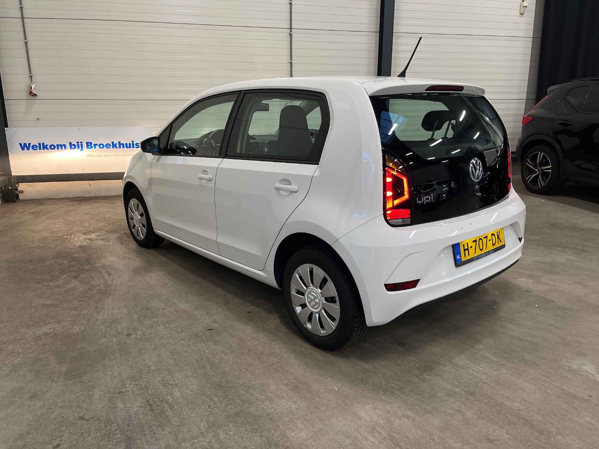 Volkswagen up! 1.0 60 pk BMT move up! | Airco | DAB | Elek. spiegels | - 5/7