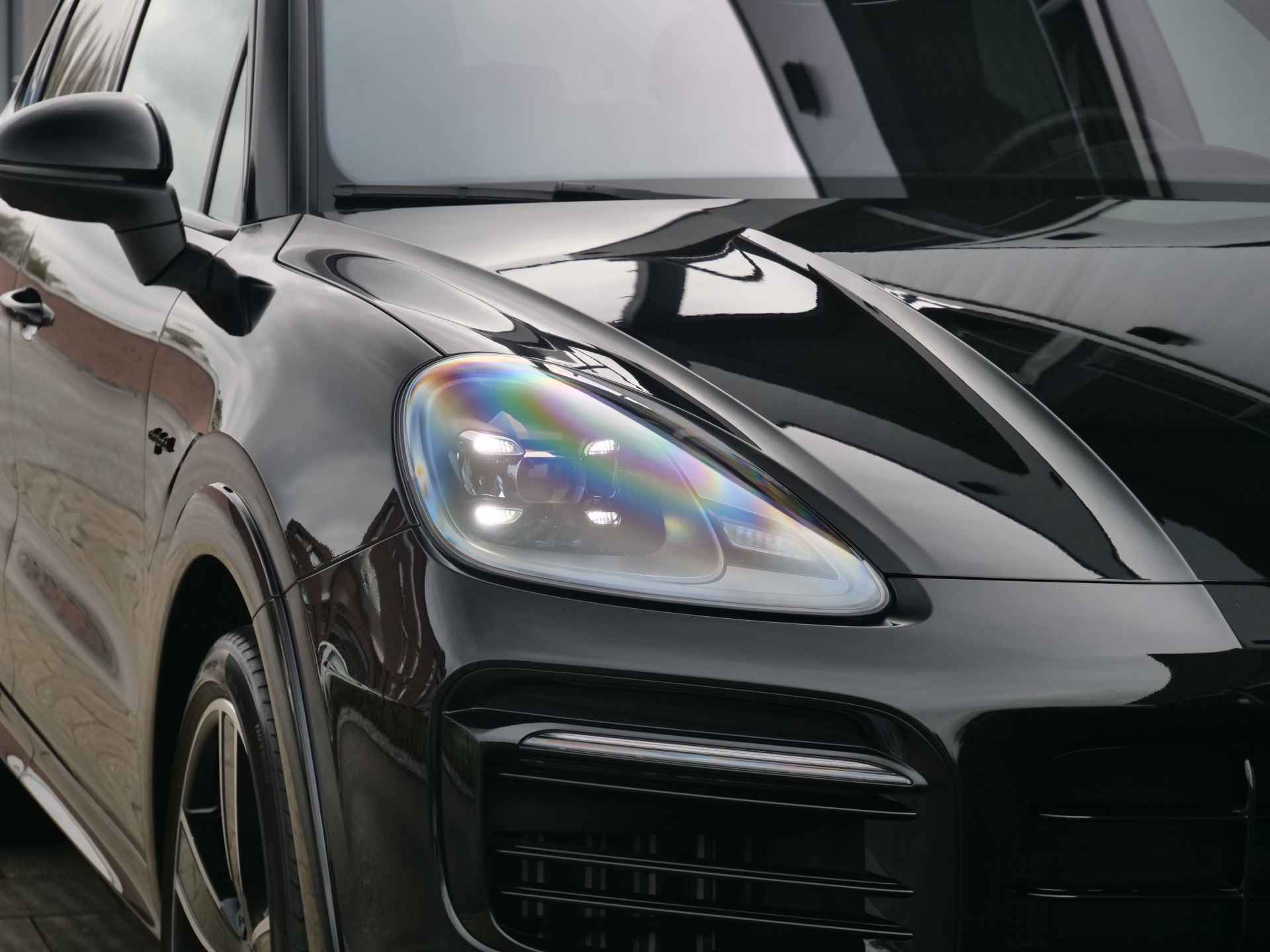 Porsche Cayenne 3.0 E-Hybrid 462pk Platinum Edition Automaat 22 Inch / Panoramadak / Bose Sound / 360 Camera - 9/62