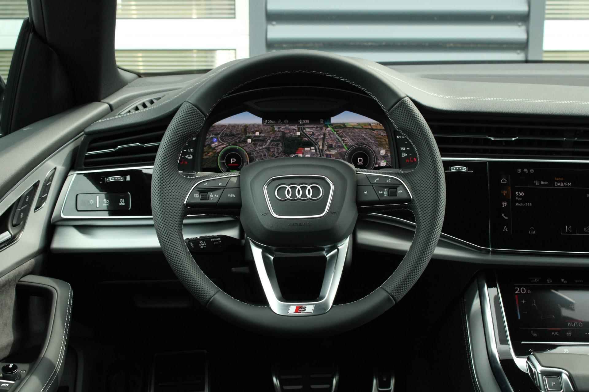 Audi Q8 55 TFSI e 394pk quattro Pro Line S | Bang & Olufsen | Panormadak | Trekhaak - 43/73