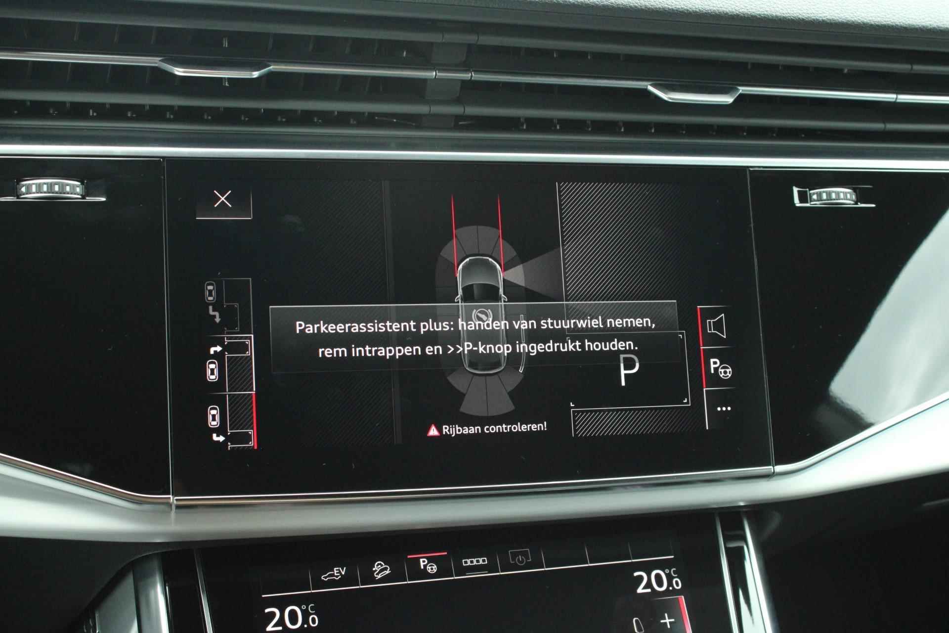 Audi Q8 55 TFSI e 394pk quattro Pro Line S | Bang & Olufsen | Panormadak | Trekhaak - 70/73