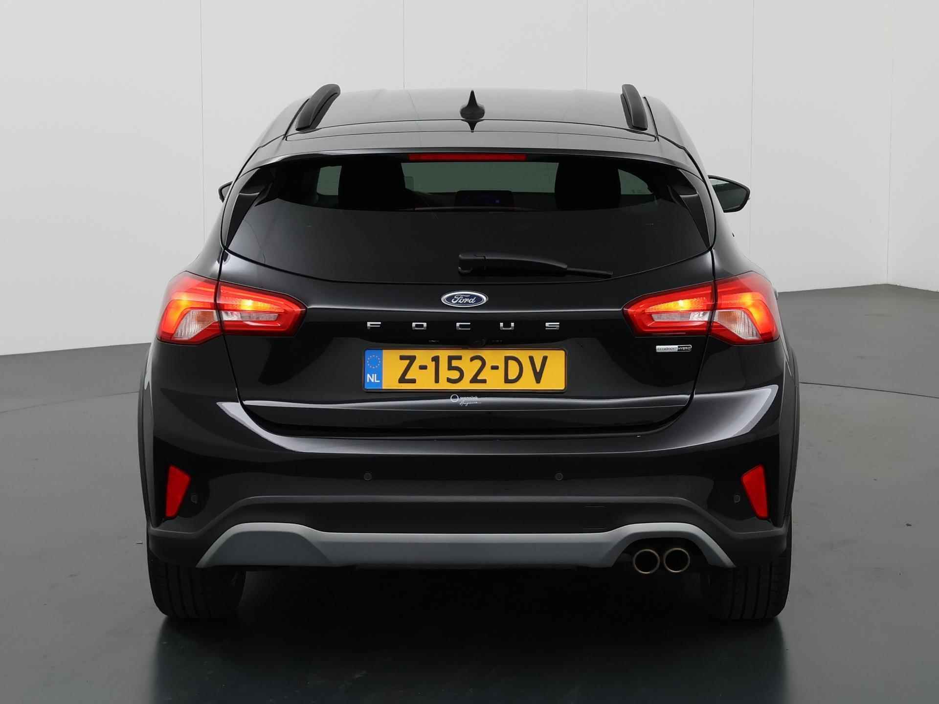 Ford Focus 1.0 EcoBoost Hybrid Active Business | Adaptive Cruise Control | Winterpack | Navigatie | Climate Control | - 5/41