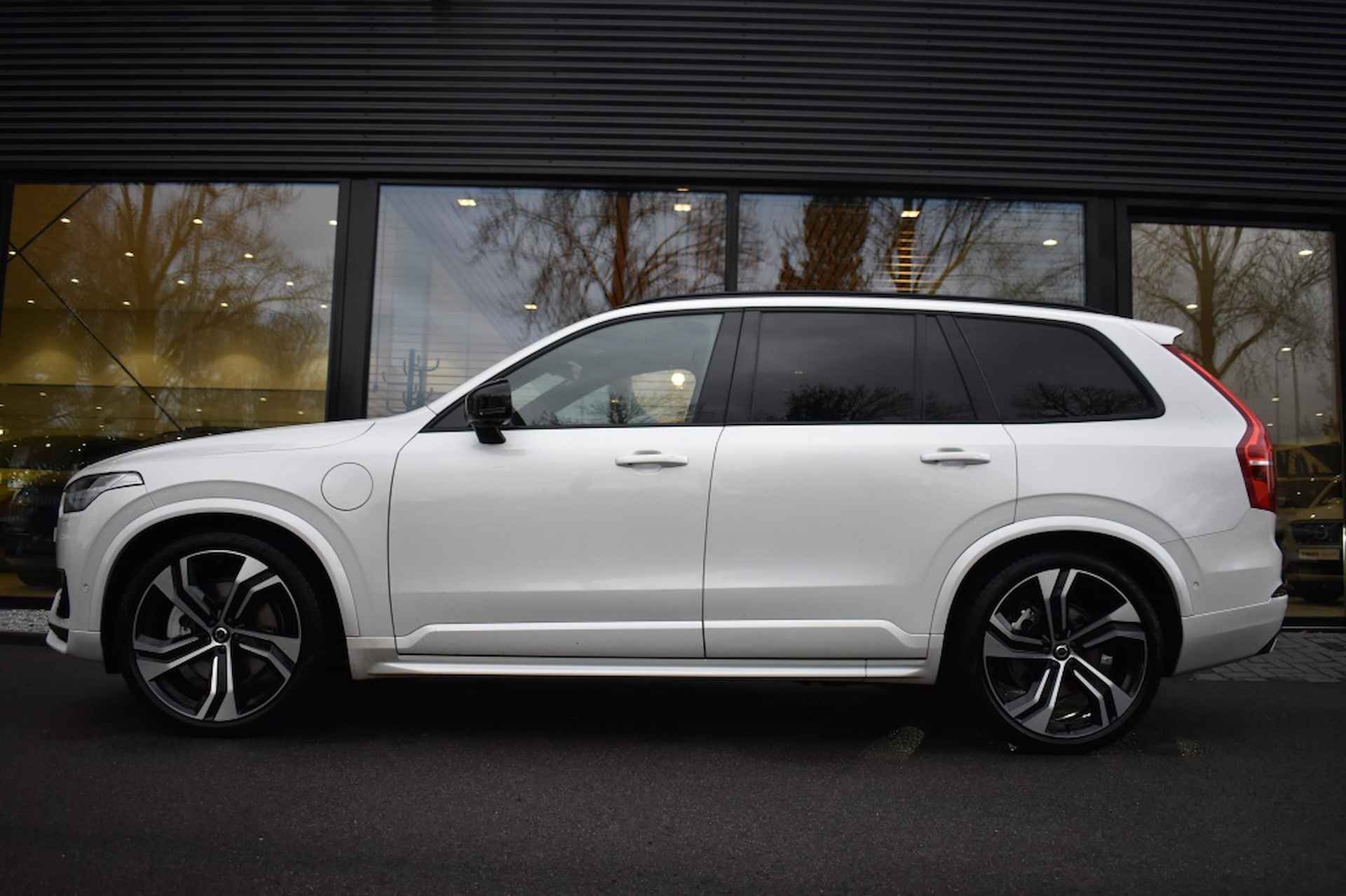 Volvo XC90 T8 455pk AWD Ultimate Dark | Luchtvering | Full Options! - 3/45