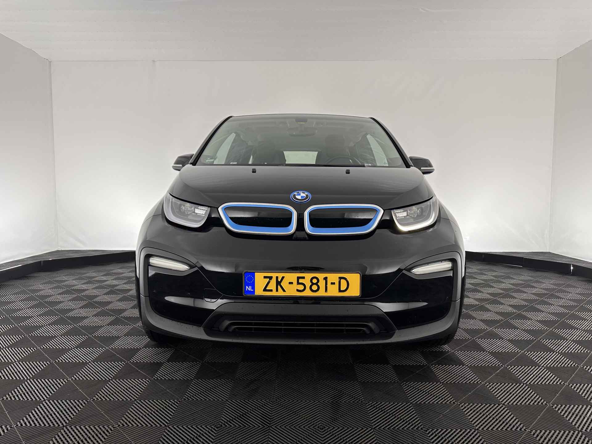 BMW i3 Basis 94Ah 33 kWh [ 3-Fase ] (INCL-BTW) *HEATPUMP | NAVI-FULLMAP | FULL-LED | DIGI-COCKPIT | COMFORT-SEATS | CCS-FASTLOADER | ECC | PDC | CRUISE | 19"ALU* - 2/32