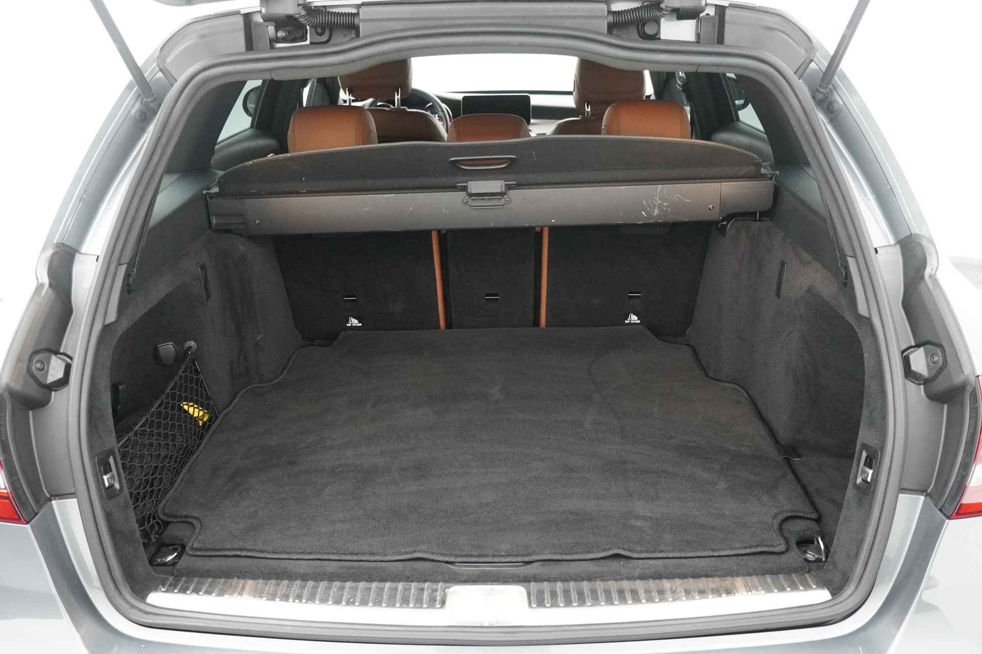 Mercedes-Benz C-Klasse Estate BWJ 1-2019 / 157 PK 180 Business Solution AMG Automaat / VOL!! / Leer / Camera a. Stoelverwarming / Navigatie / Clima / Sportstoelen / - 18/32