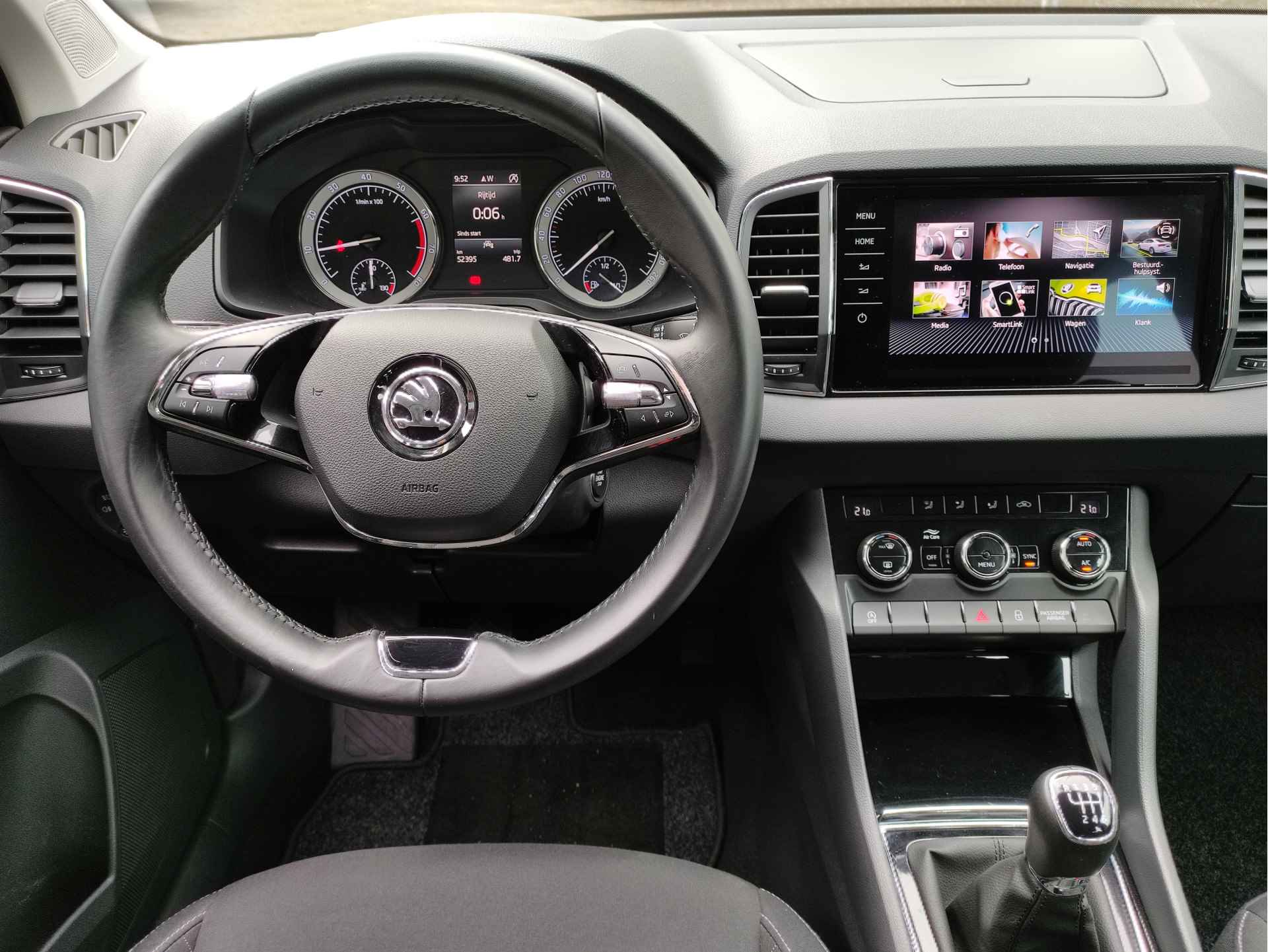 Škoda Karoq 1.0 TSI Business Edition Navigatie - Climatronic - 16Inch LMV - Apple Carplay/Android Auto - NL auto - 13/29