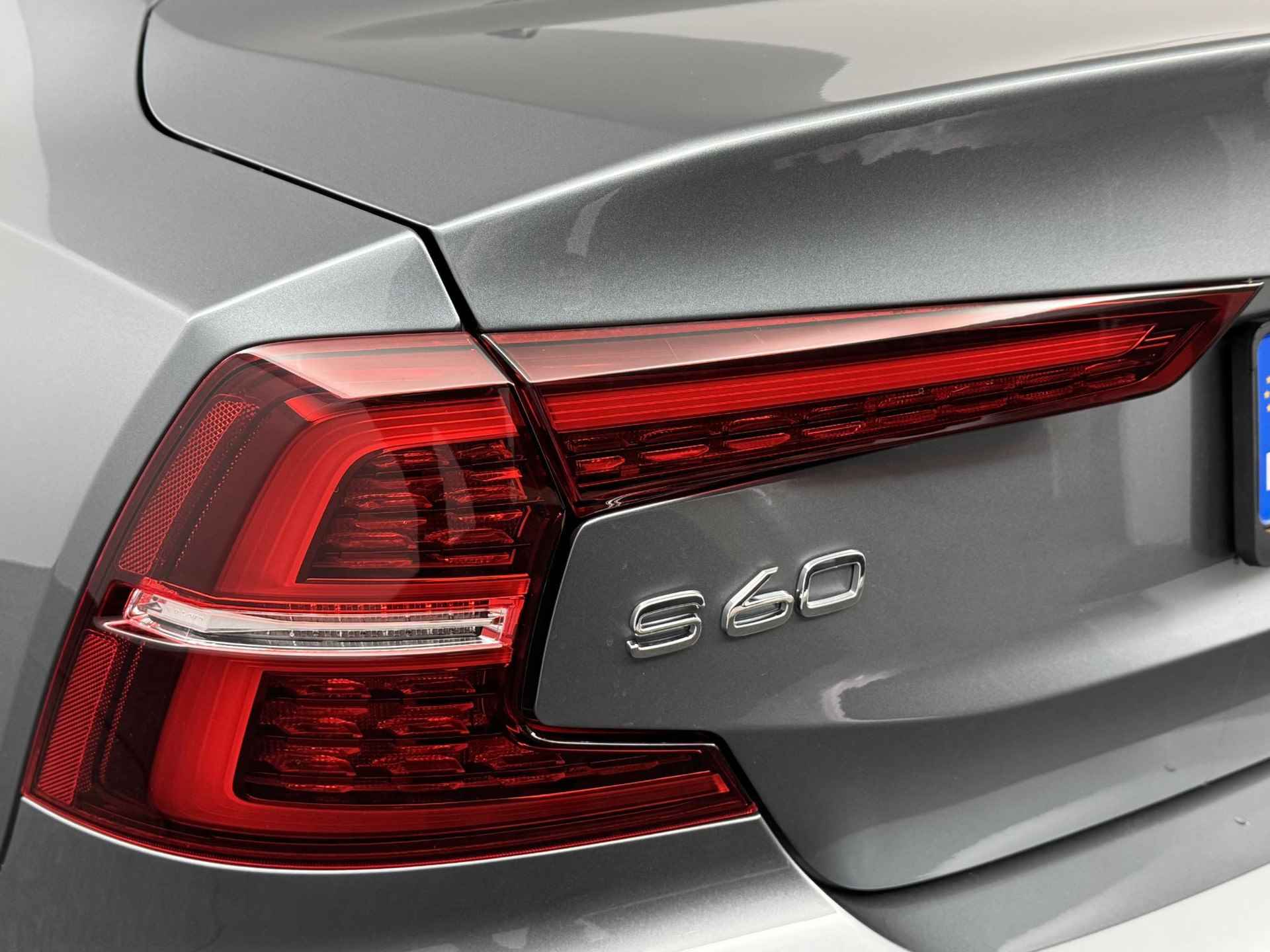 Volvo S60 2.0 B3 R-Design - 37/51