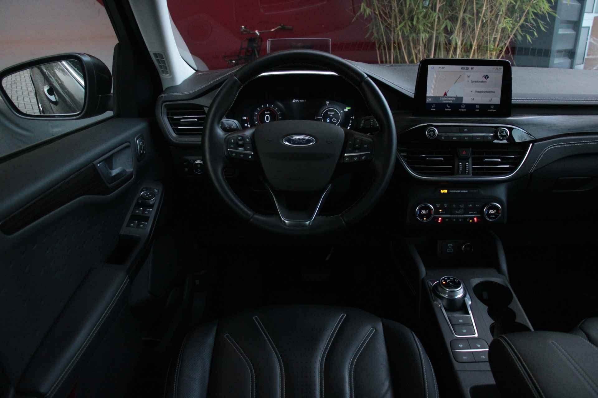 Ford Kuga 2.5 PHEV 225 pk Vignale | Trekhaak | Adaptieve Cruise met stuurhulp | BLIS | Bang & Olufsen Audio | Memory stoel | Head-Up Displ - 11/31