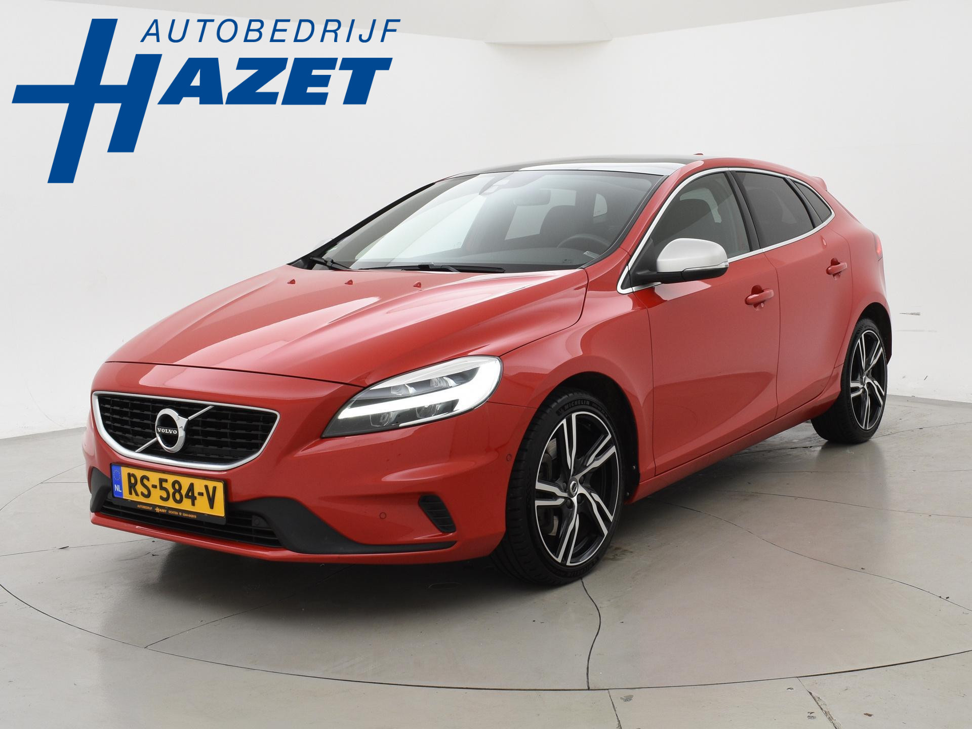 Volvo V40 2.0 T4 190 PK AUT. R-DESIGN + PANORAMA | LEDER | AFN. TREKHAAK | 18 INCH | CAMERA | LED