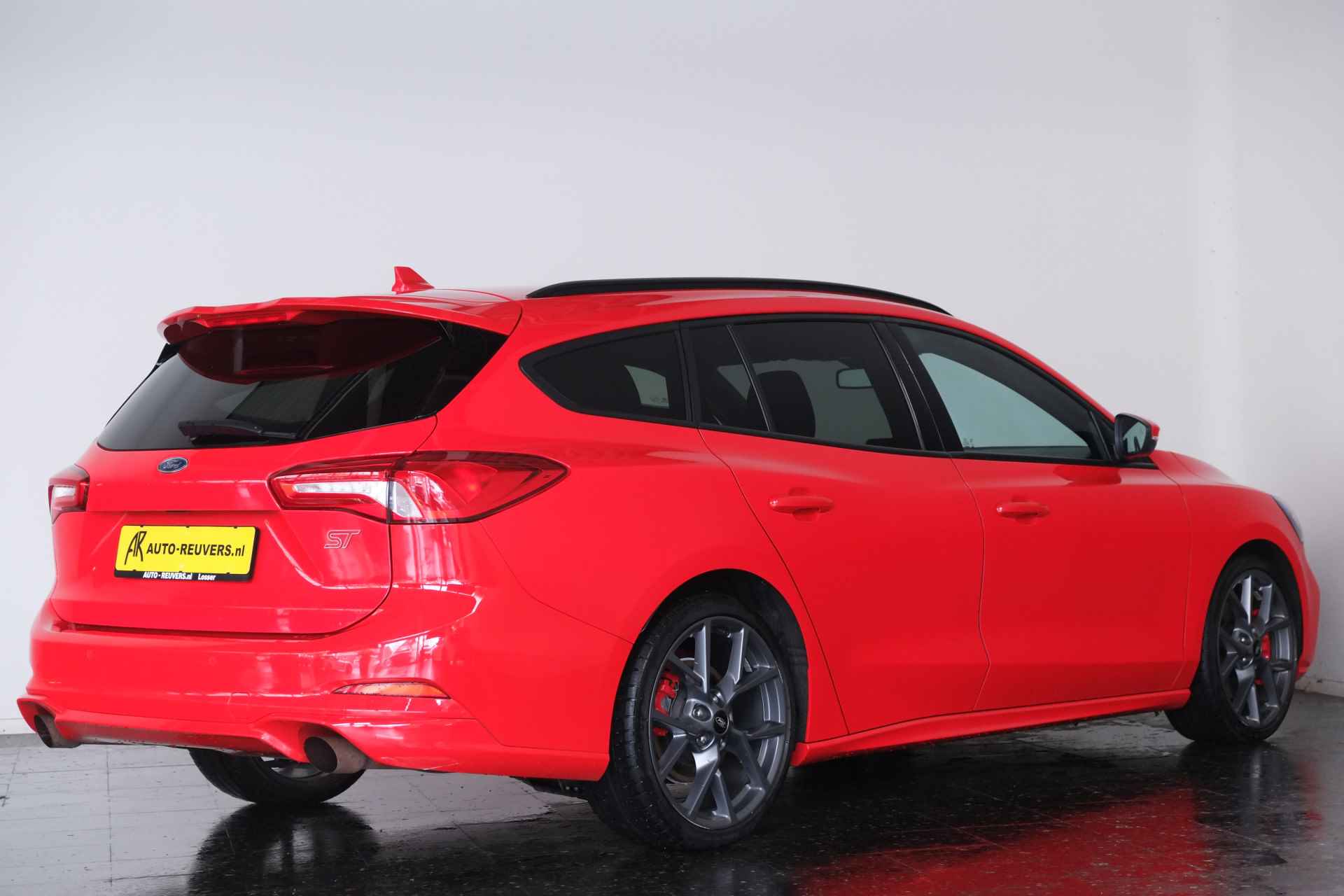 Ford FOCUS Wagon 2.3 EcoBoost ST-3 / Navi / LED / Trekhaak / Carplay / Adaptieve cruise - 5/35