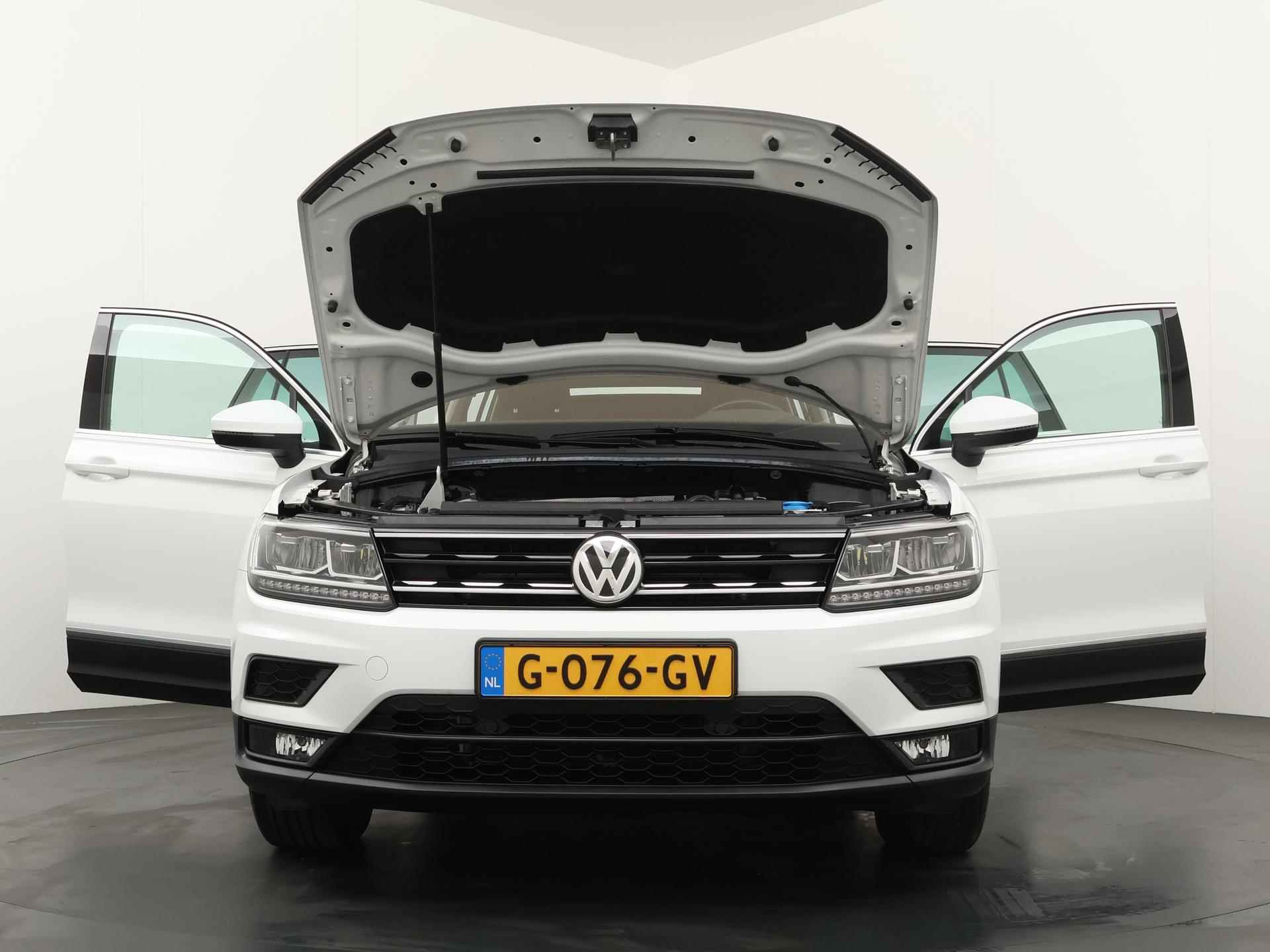 Volkswagen Tiguan 1.5 TSI ACT Comfortline Business Trekhaak - 26/29