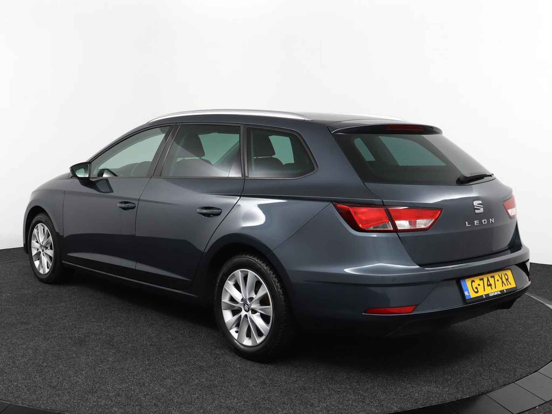 SEAT Leon ST 1.0 TSI 115Pk Style Ultimate Edition - 10/41