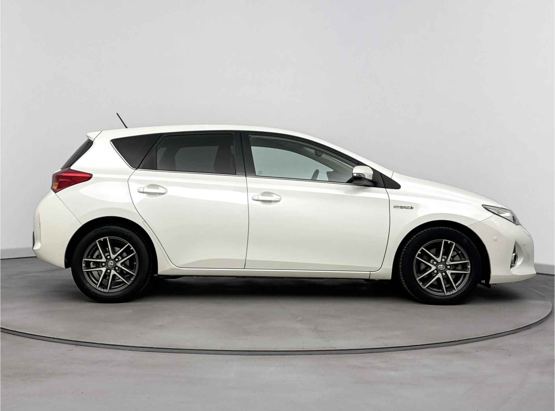 Toyota Auris 1.8 Hybrid Lease+ Top 5 editie | Panoramadak | - 15/40