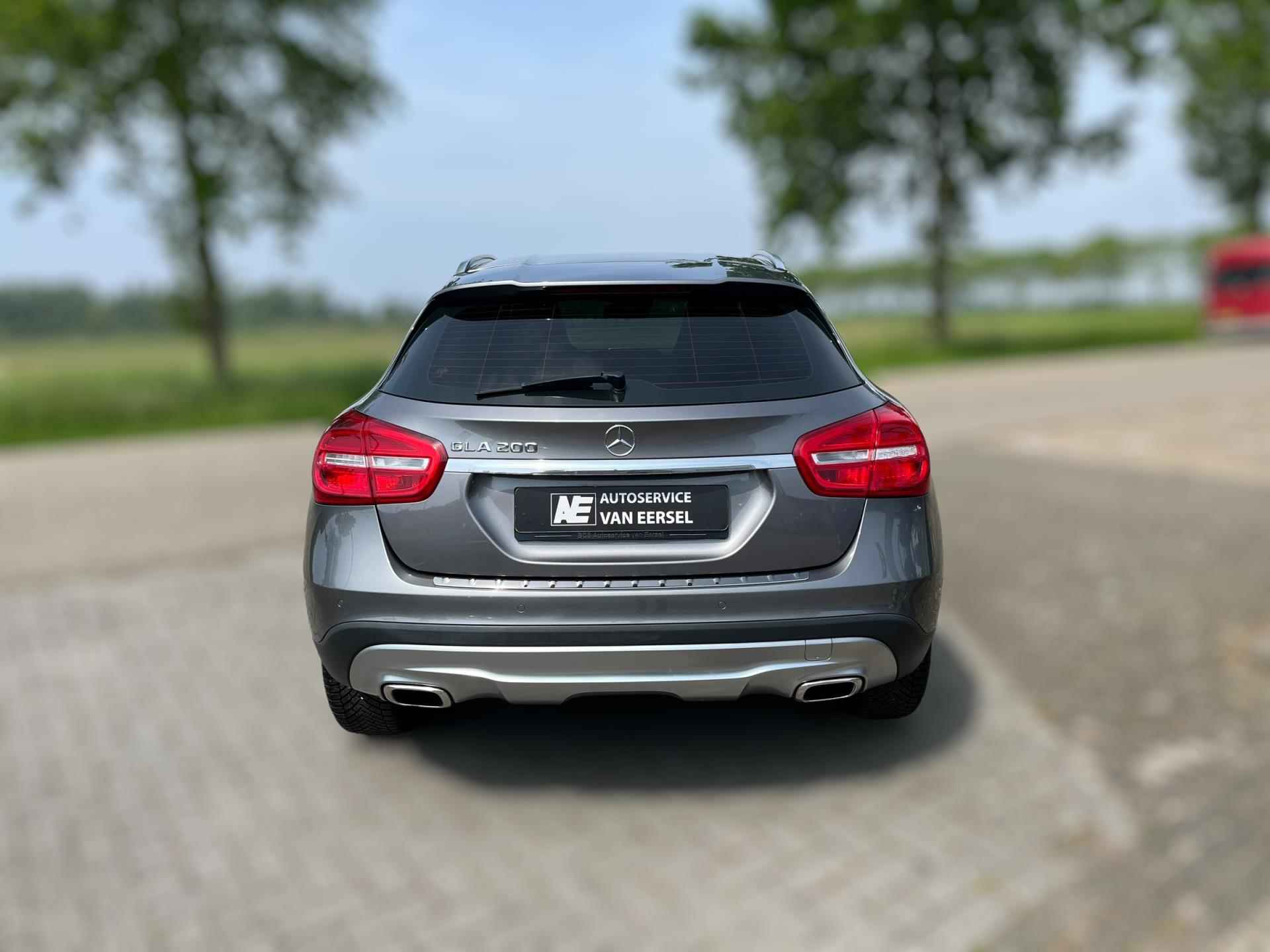 Mercedes-Benz GLA-klasse 200 Edition 1 156PK / XENON / AUTOMAAT / NAVIGATIE / TELEFOON / PDC / 4-SEIZOENENBANDEN - 37/37