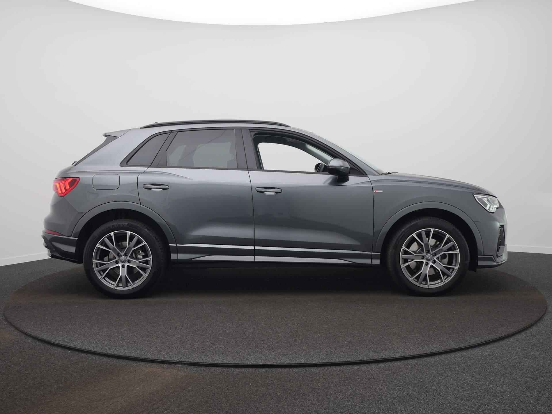 Audi Q3 45 TFSI e S edition S-Line | 245PK | Leer | Elek. Stoelen | Adap. Cruise | Camera - 4/56