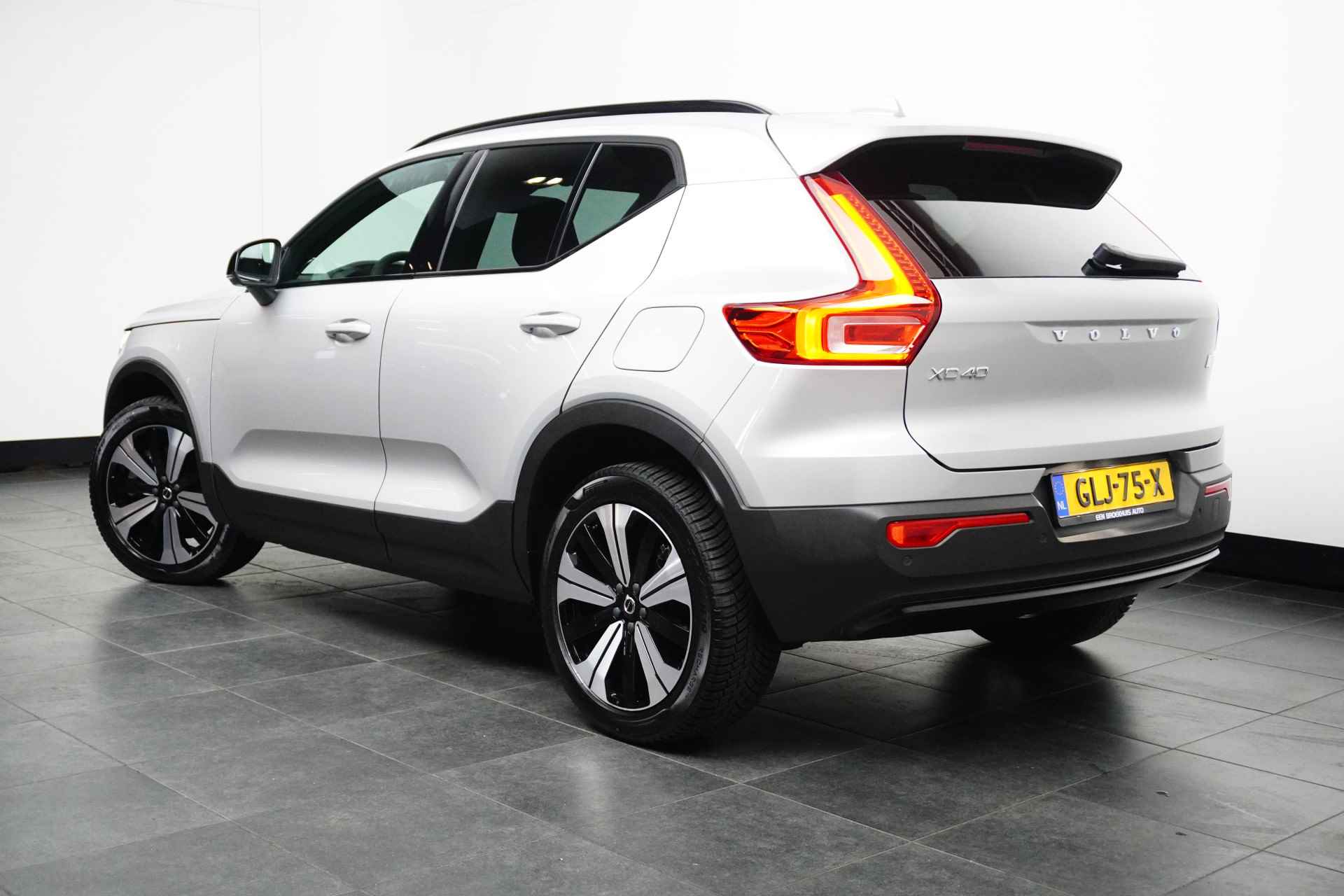 Volvo XC40 Single Motor | Climate-Pack: Warmtepomp | Stuur/stoelverwarming | Camera | Getint glas | 19-Inch | Trekhaak | DAB - 6/28