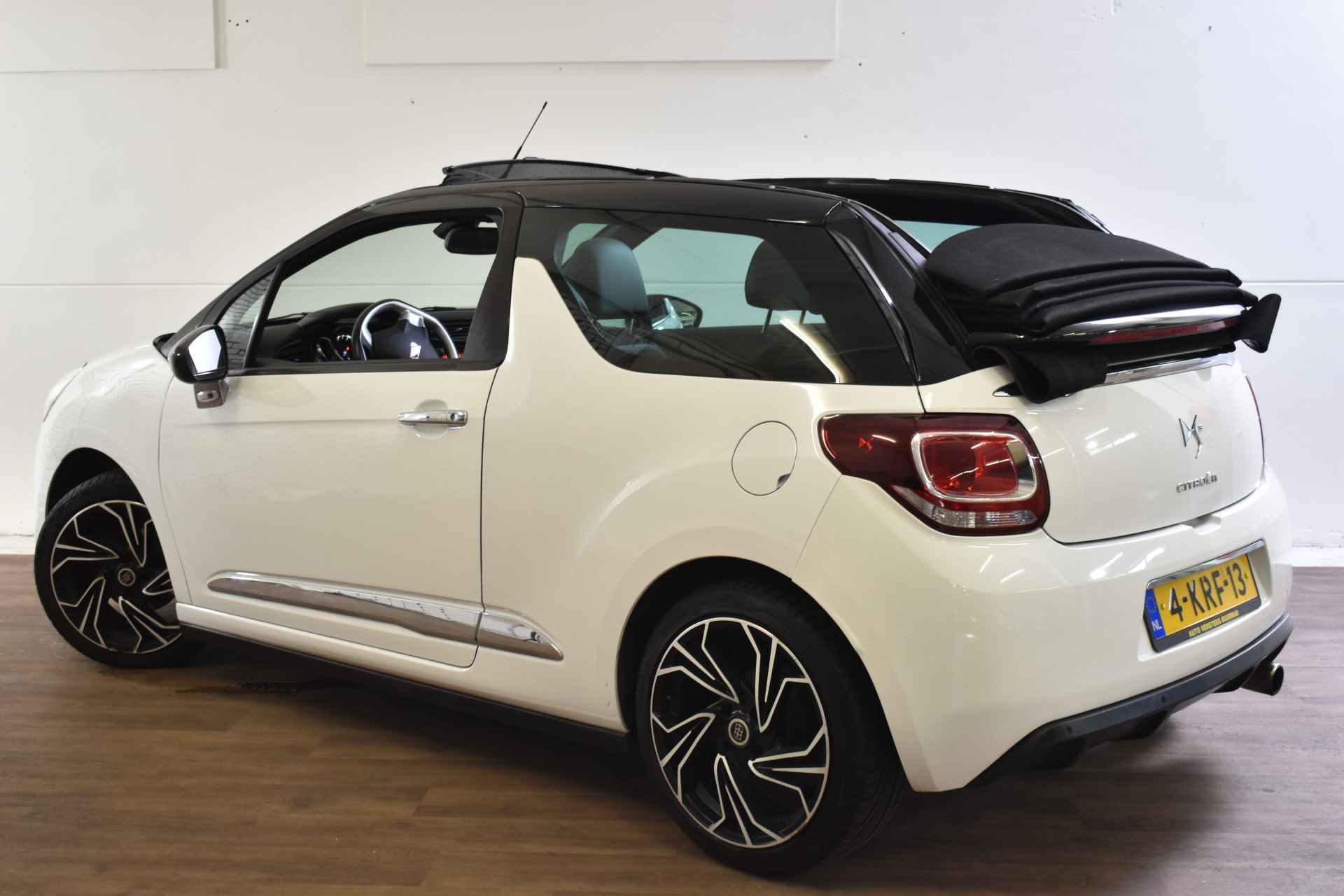 Citroën DS3 Cabrio 1.2 VTi CHIC SPORT CRUISE/CLIMATE/LED - 10/28