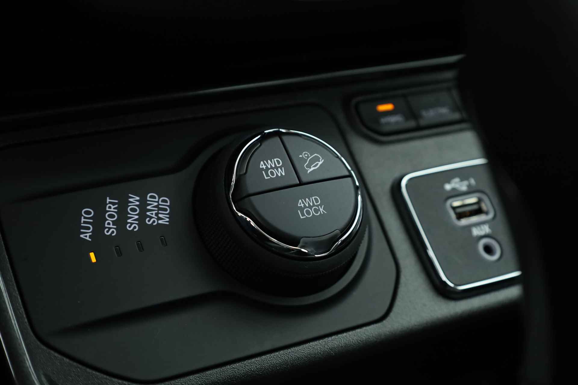 Jeep Compass 4xe 190pk Plug-in Hybrid Electric | Navi | Keyless | PDC | Cruise | LED - 16/29