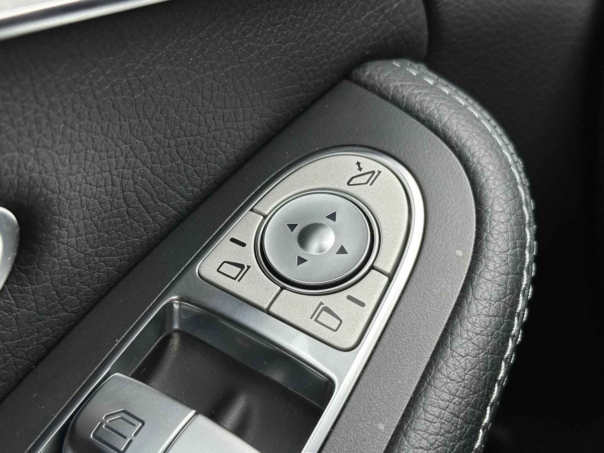 Mercedes-Benz C-klasse 180 Aut. AMG ✅ LED ✅ Leder ✅ Camera - 24/35