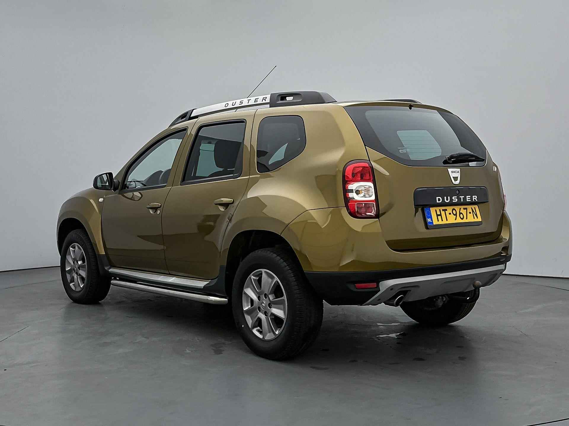 Dacia Duster SUV Lauréate 125 pk | Airco | Bluetooth | Trekhaak | Buitenspiegels Elektrisch Verstel -en Verwarmbaar | Mistlampen Voor | Radio-CD/MP3 speler | Centrale Deurvergrendeling met Afstandsbediening | - 8/34