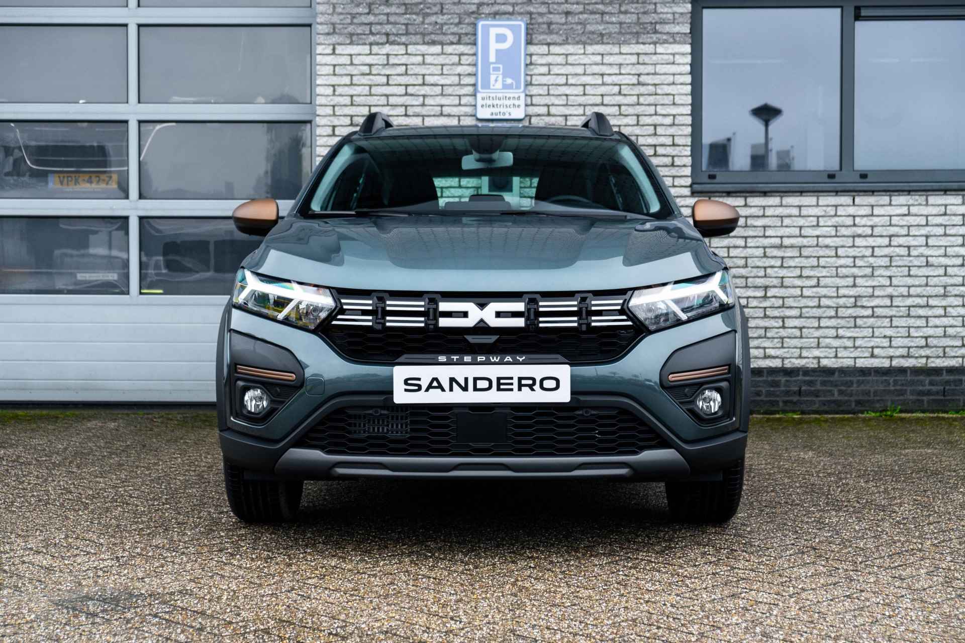 Dacia SANDERO Stepway 1.0 TCe 110 Extreme - 3/53