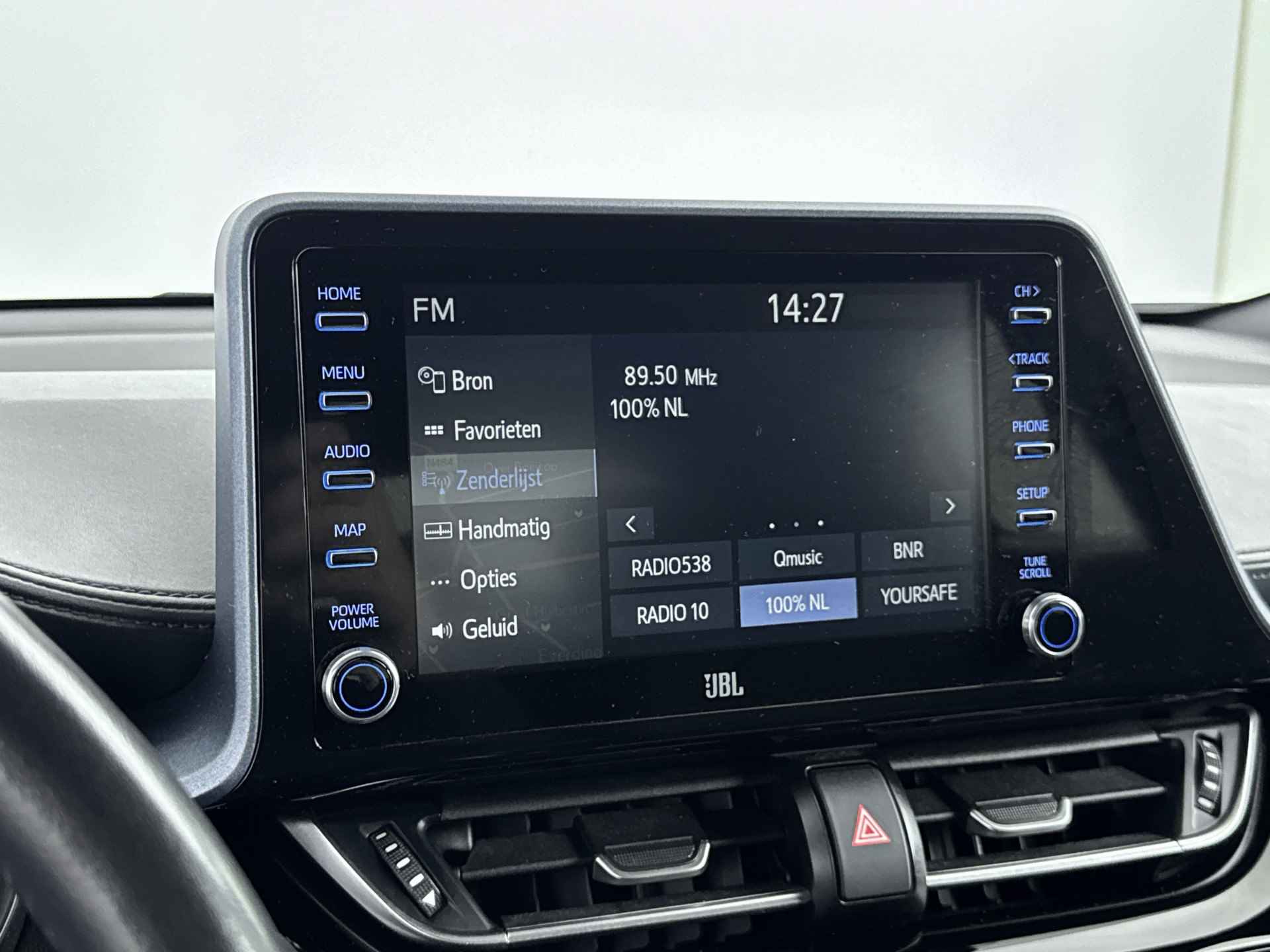 Toyota C-HR 1.8 Hybrid First Edition | JBL | Navigatie | Stoelverwarming | DVL 12-11 - 39/40