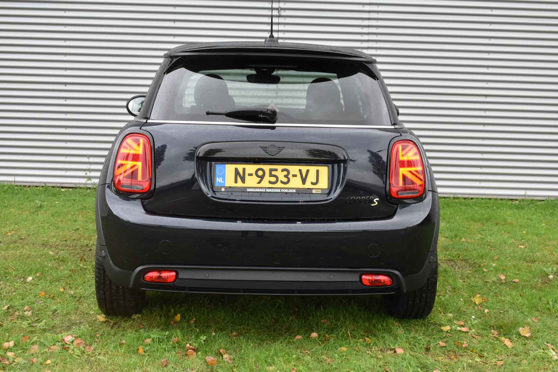 MINI Mini Electric MINI Yours Cooper S 33 kWh Yours Leder - Driving Ass - LED - Stoel  Zeer complete, stoere auto! 21940- na subsidie! - 7/37