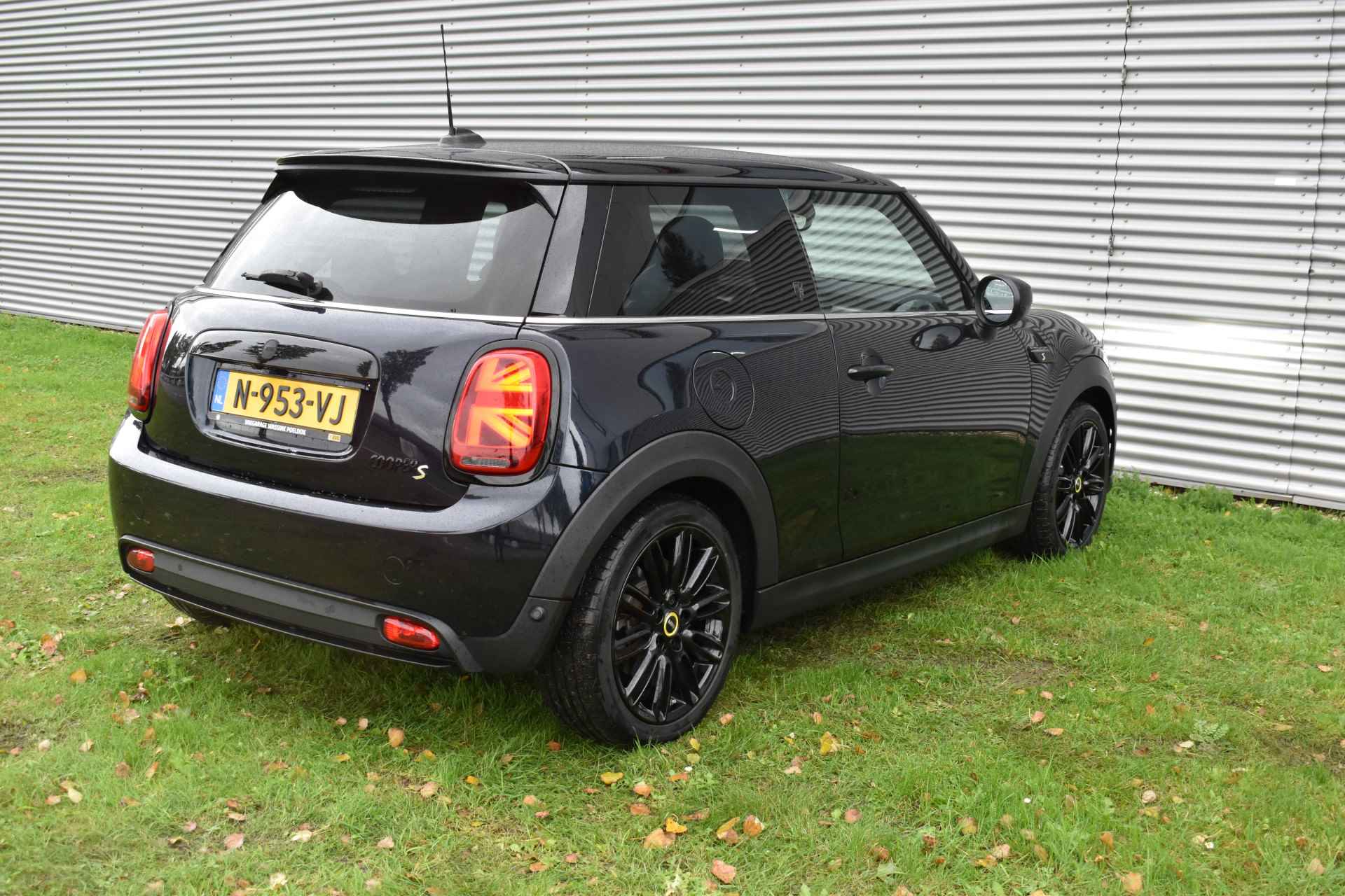 MINI Mini Electric MINI Yours Cooper S 33 kWh Yours Leder - Driving Ass - LED - Stoel  Zeer complete, stoere auto! 21940- na subsidie! - 9/37