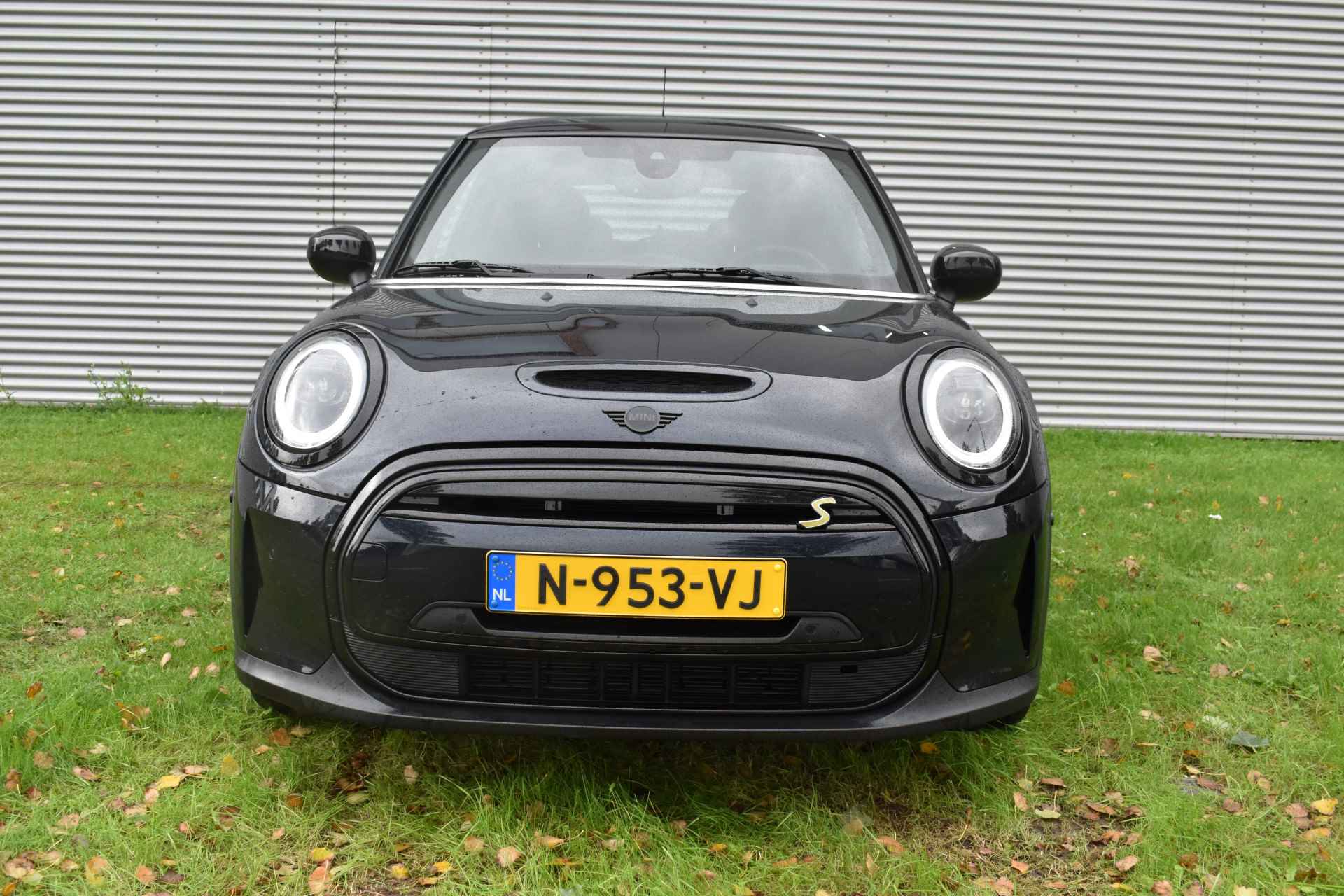 MINI Mini Electric MINI Yours Cooper S 33 kWh Yours Leder - Driving Ass - LED - Stoel  Zeer complete, stoere auto! 21940- na subsidie! - 12/37