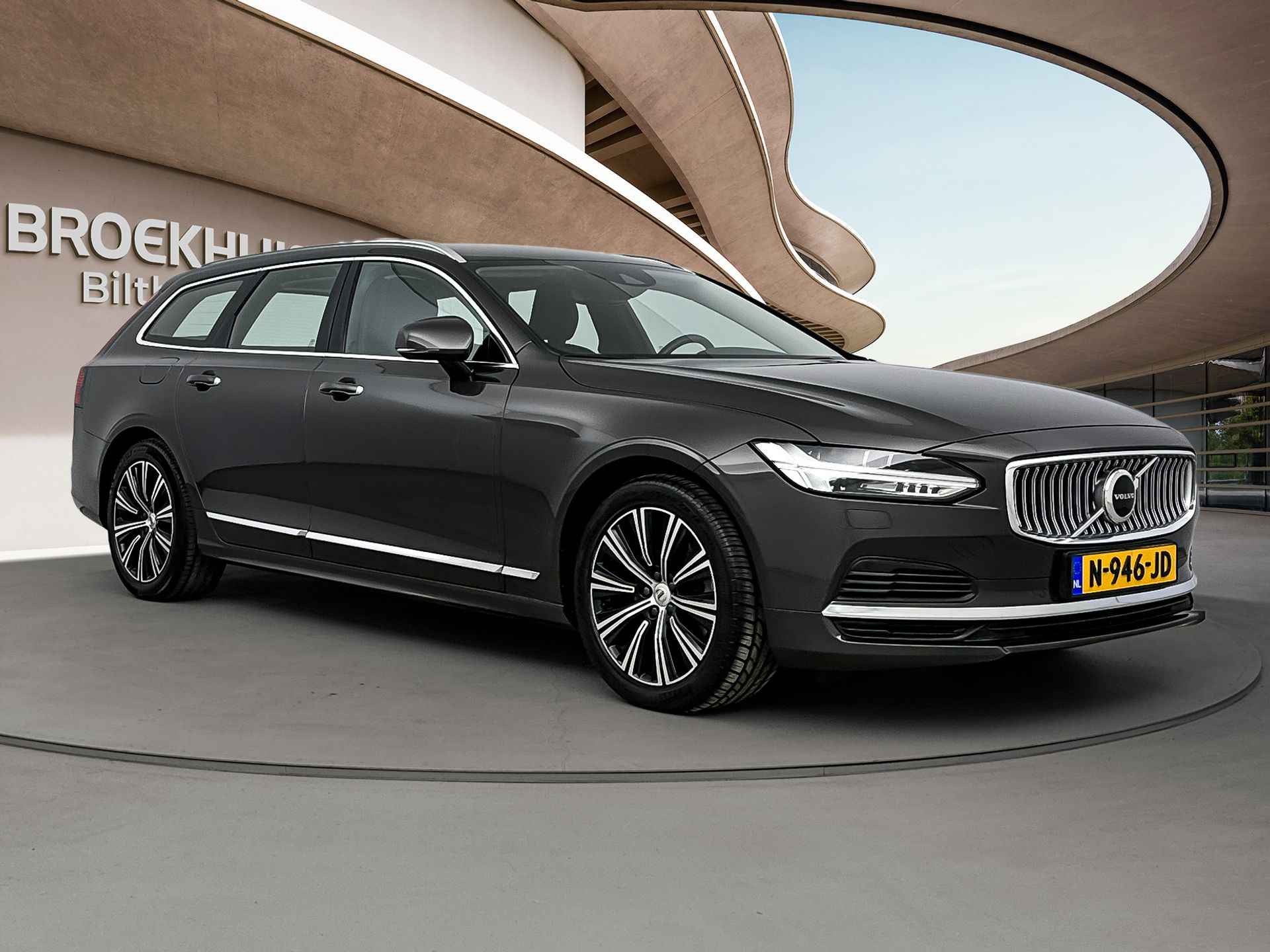 Volvo V90 T6 INSCRIPTION | MEMORY | LEDER | ACC | EL.BED.ACHTERKLEP | 18" | PDC CAMERA | LEDEREN DASHBOARD - 3/28