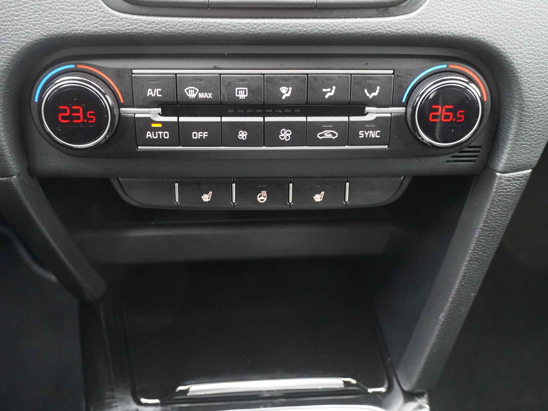 Kia Xceed 1.0 T-GDi GT-Line First Edition - Navigatie - Cruise Control - LED Koplampen - Stoel/Stuurverwarming - Apple/Android Carplay - Fabrieksgarantie Tot 2030 - 30/48