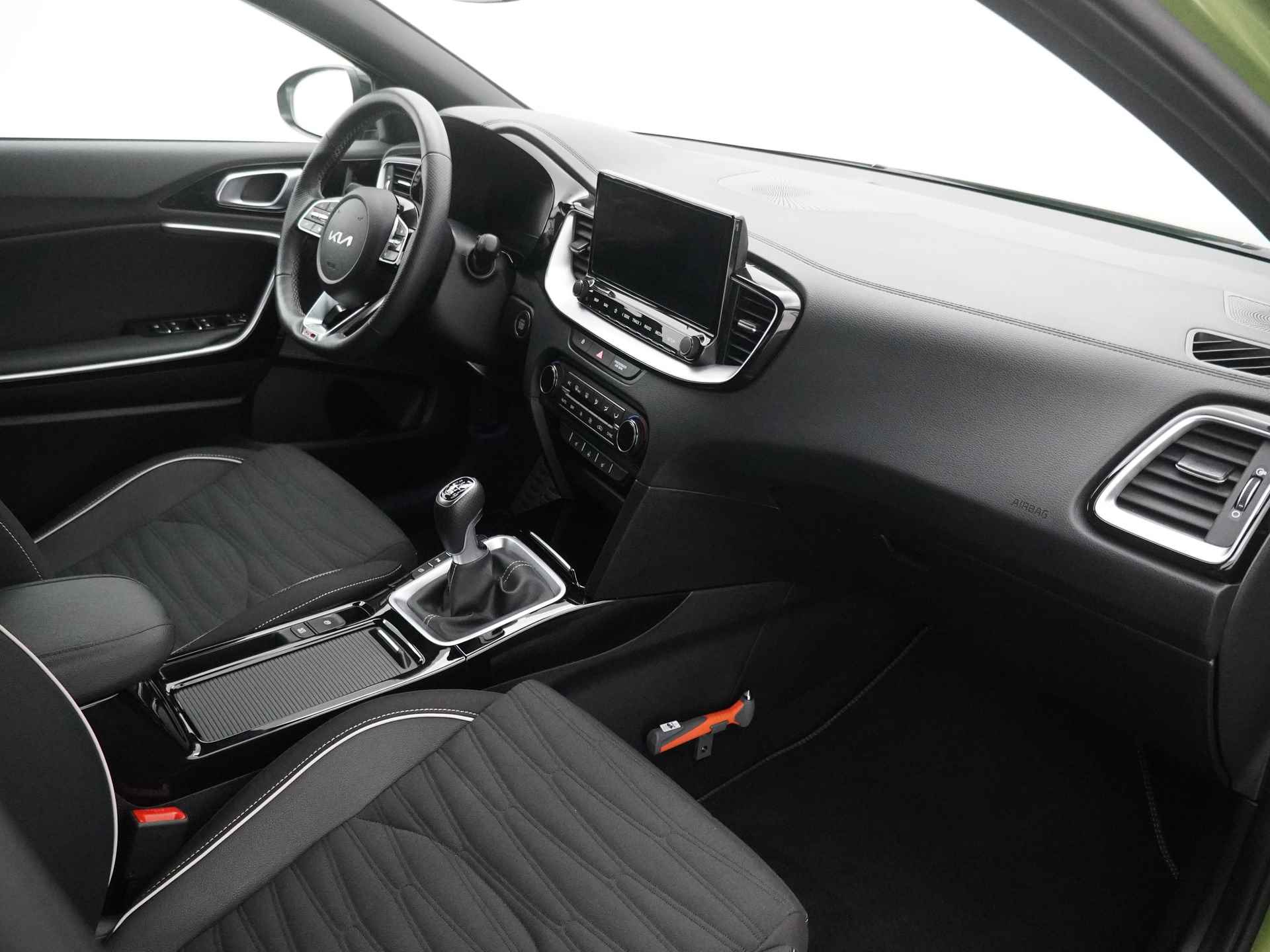 Kia Xceed 1.0 T-GDi GT-Line First Edition - Navigatie - Cruise Control - LED Koplampen - Stoel/Stuurverwarming - Apple/Android Carplay - Fabrieksgarantie Tot 2030 - 39/48
