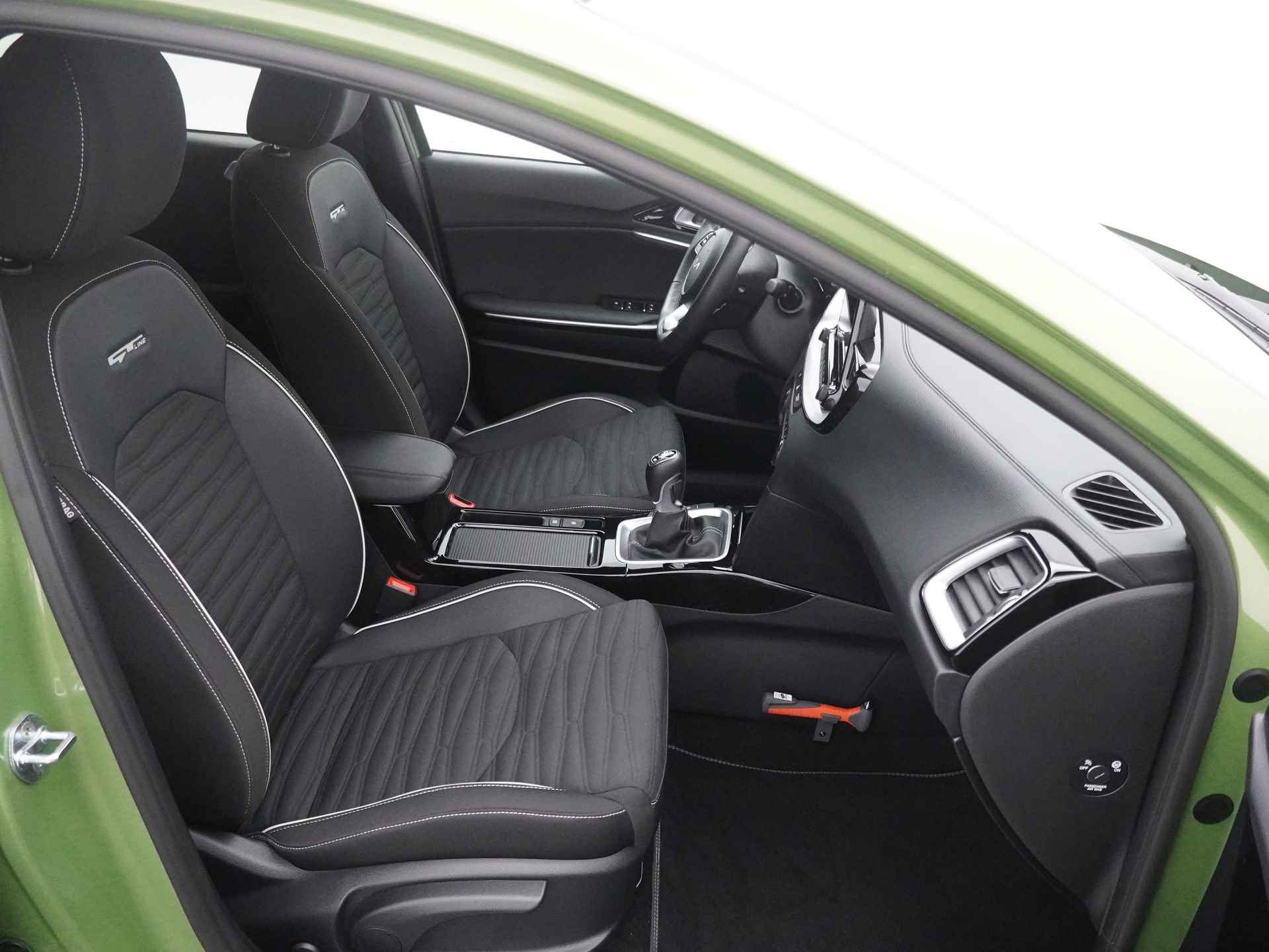 Kia Xceed 1.0 T-GDi GT-Line First Edition - Navigatie - Cruise Control - LED Koplampen - Stoel/Stuurverwarming - Apple/Android Carplay - Fabrieksgarantie Tot 2030 - 40/48