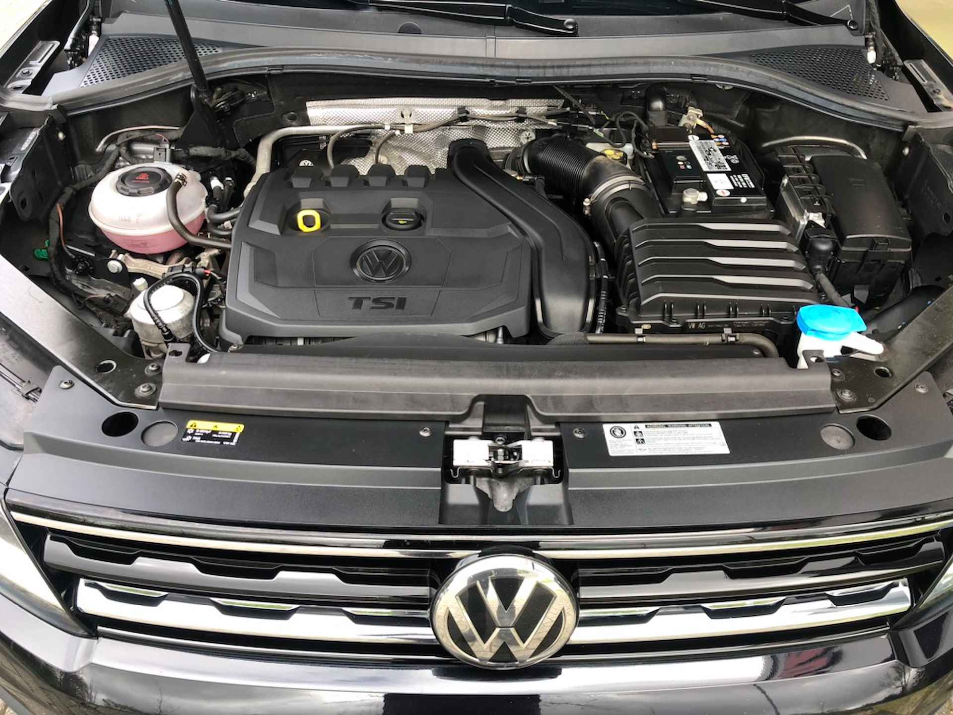 Volkswagen Tiguan 1.5 TSI ACT Comfortline Business Automaat - 24/24