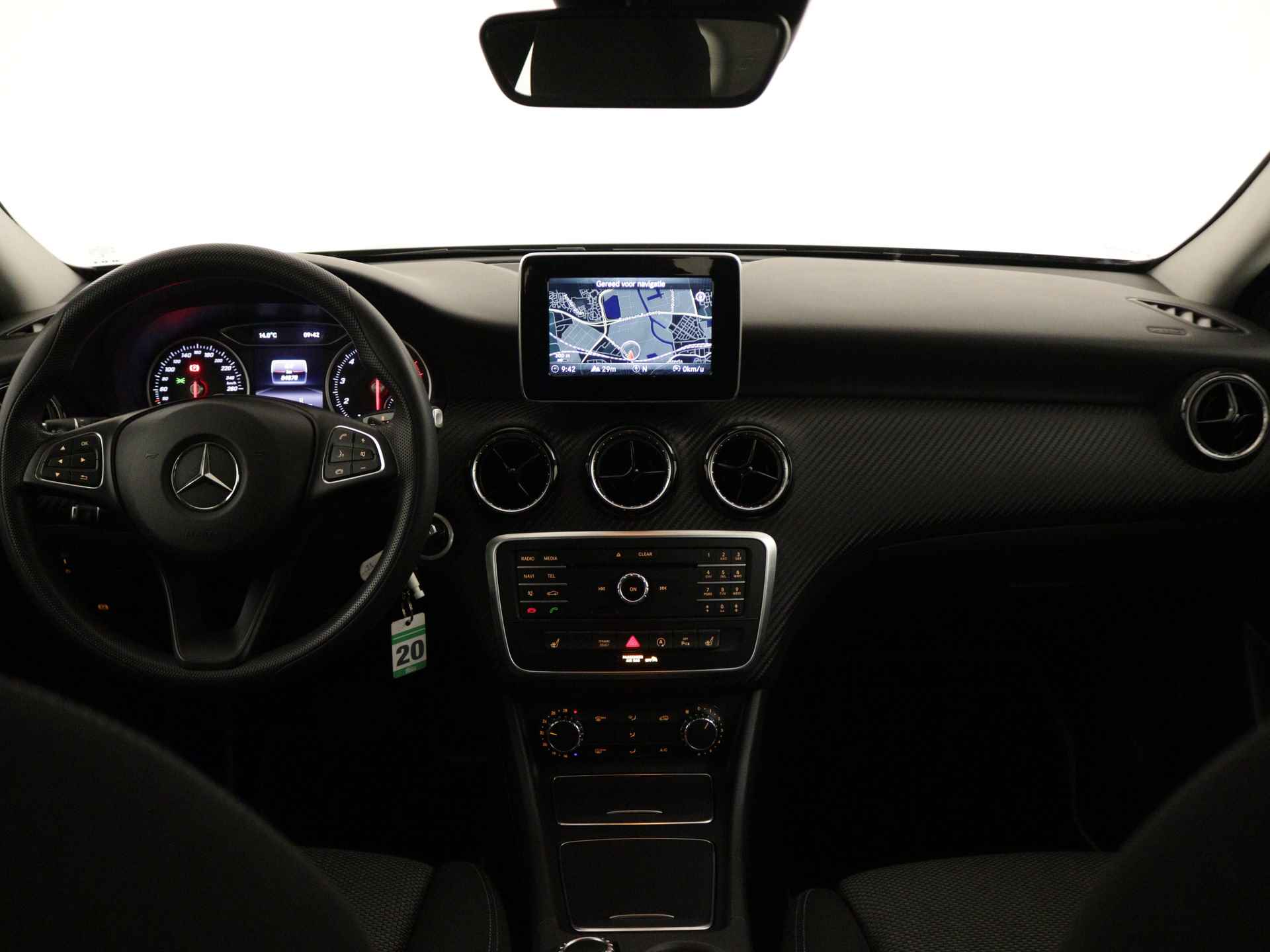Mercedes-Benz GLA 200 | Navigatie | Achteruitrijcamera | Trekhaak | Stoelverwarming | Inclusief 12 Maanden Garantie - 6/46