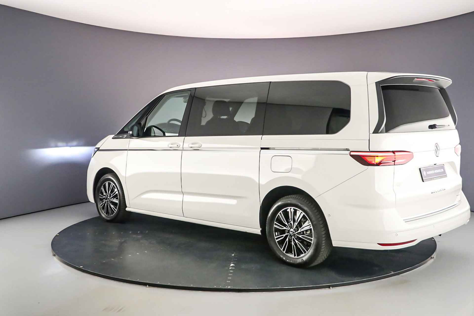 Volkswagen Multivan Style 1.4 eHybrid L2H1 7 zits  | Navigatie | Wegklapbare Trekhaak | Adaptieve Cruise control - 5/66