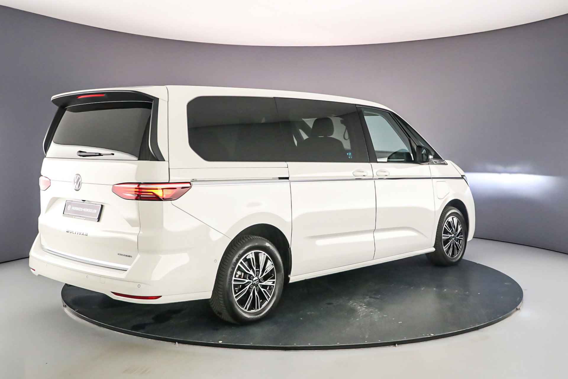 Volkswagen Multivan Style 1.4 eHybrid L2H1 7 zits  | Navigatie | Wegklapbare Trekhaak | Adaptieve Cruise control - 9/66