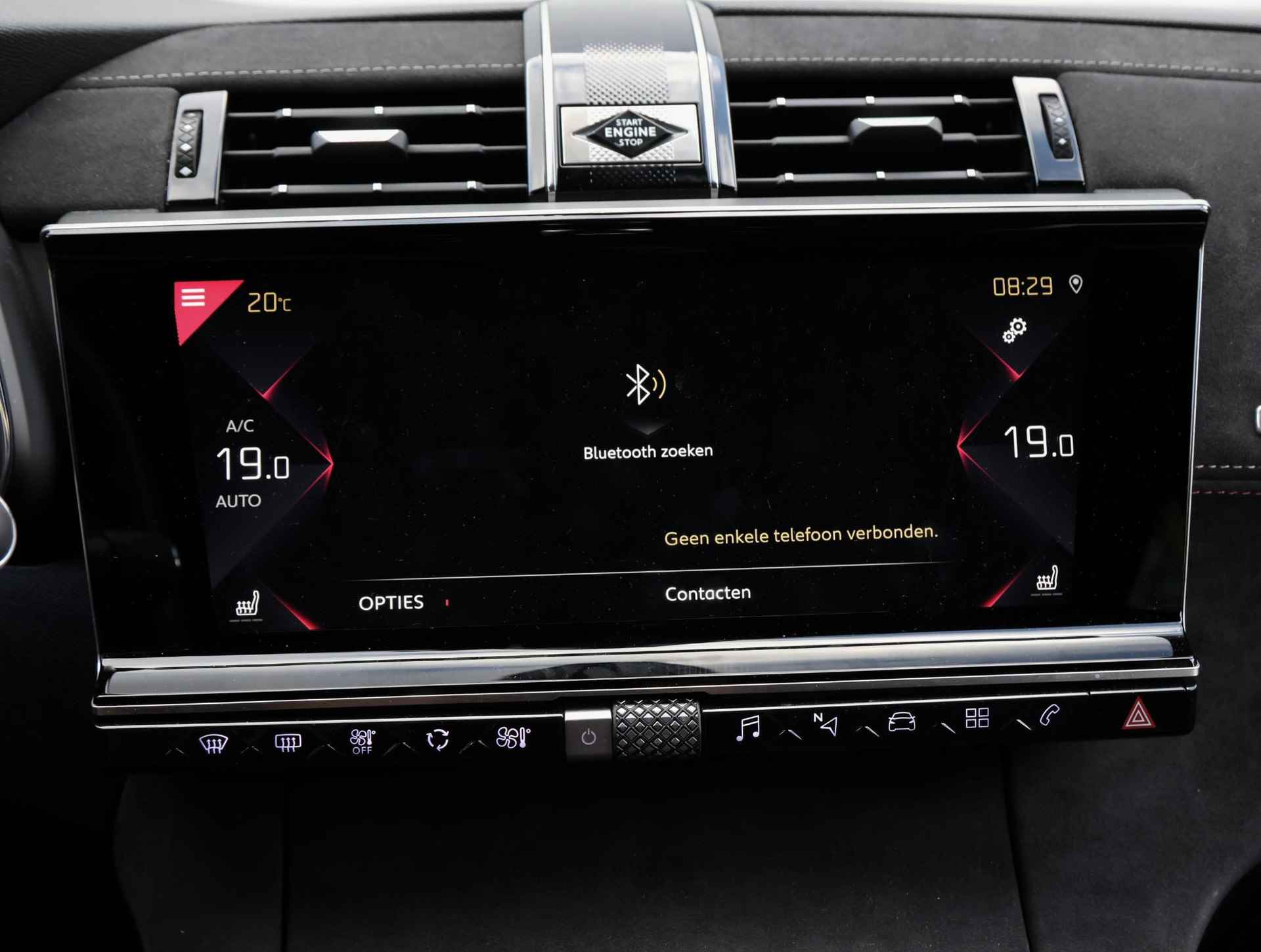 DS 7 Crossback 1.6 180 PK Performance line Automaat| Adaptive Cruise Control | Navigatie | Apple Carplay | Camera | Stoelverwarming - 33/43