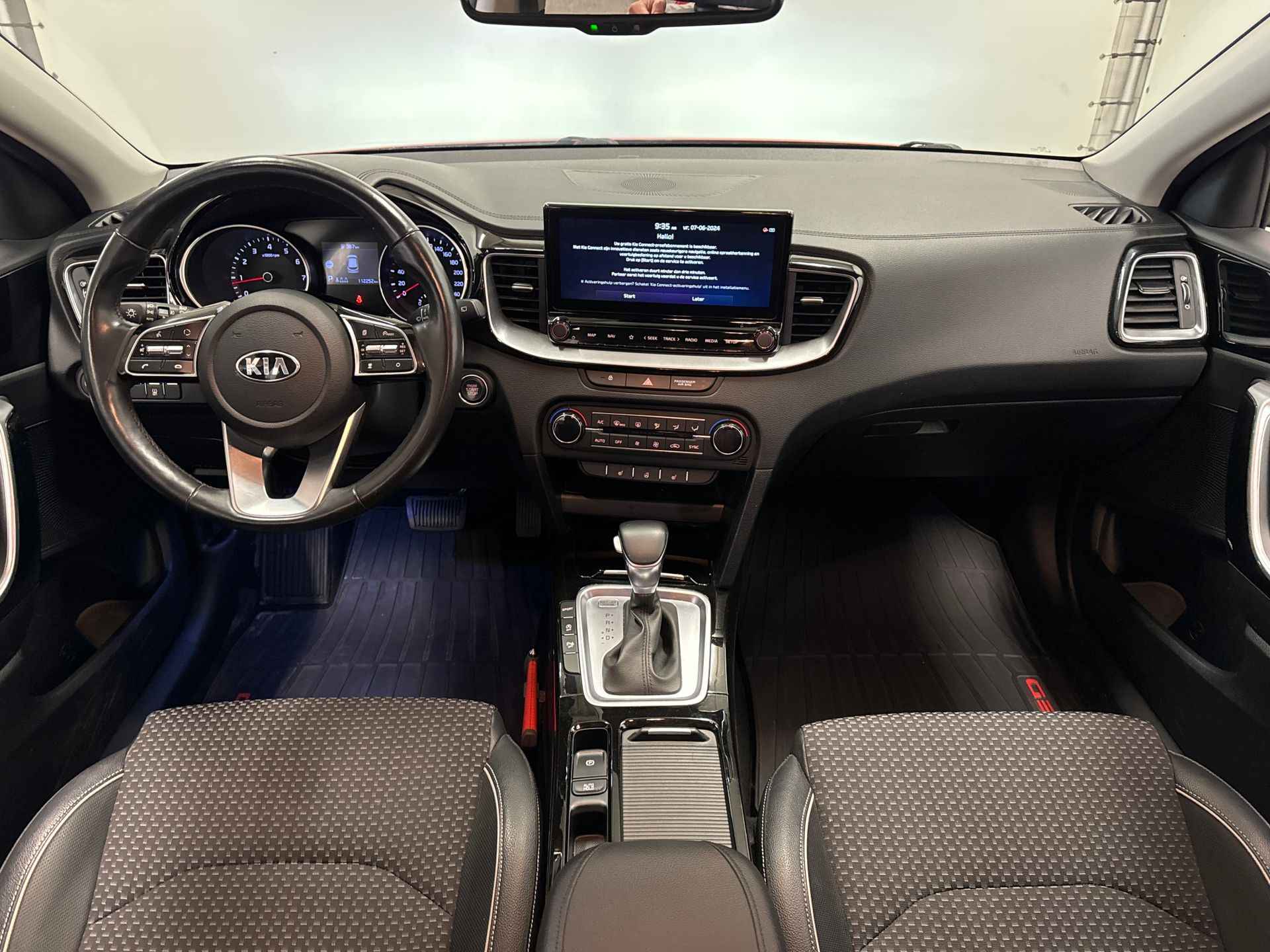 Kia Ceed  SPORTSWAGON 1.4 T-GDi 140PK AUTOMAAT DYNAMICPLUSLINE NAVI TEL CAMERA PDC TREKHAAK NAP - 15/27