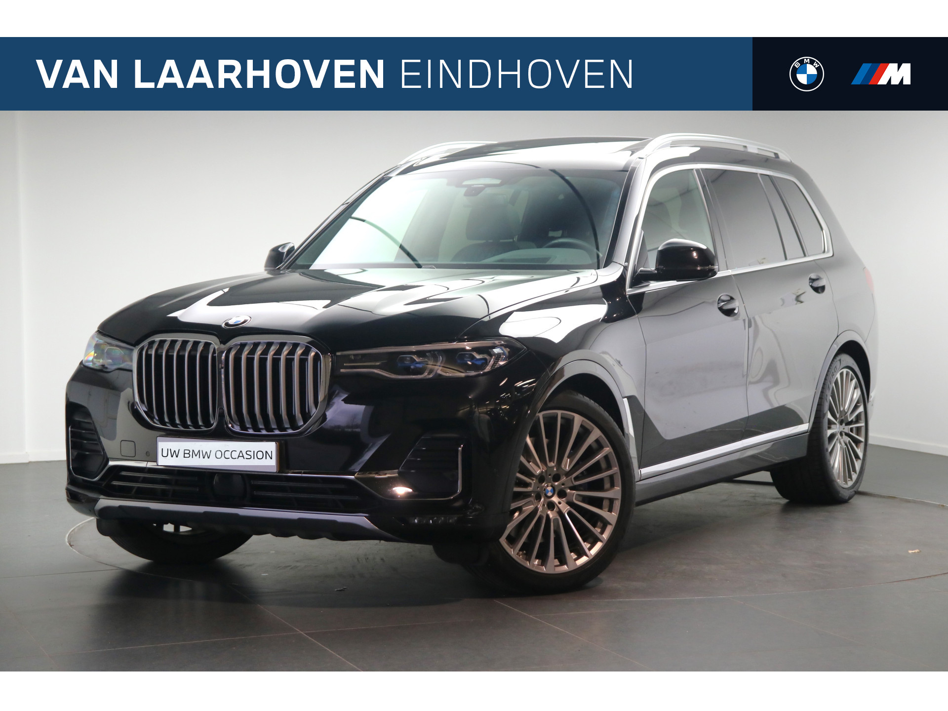 BMW X7 xDrive40i High Executive Automaat / Panoramadak Sky Lounge / Trekhaak / Laserlicht / Soft Close / Parking Assistant Plus / Active Steering