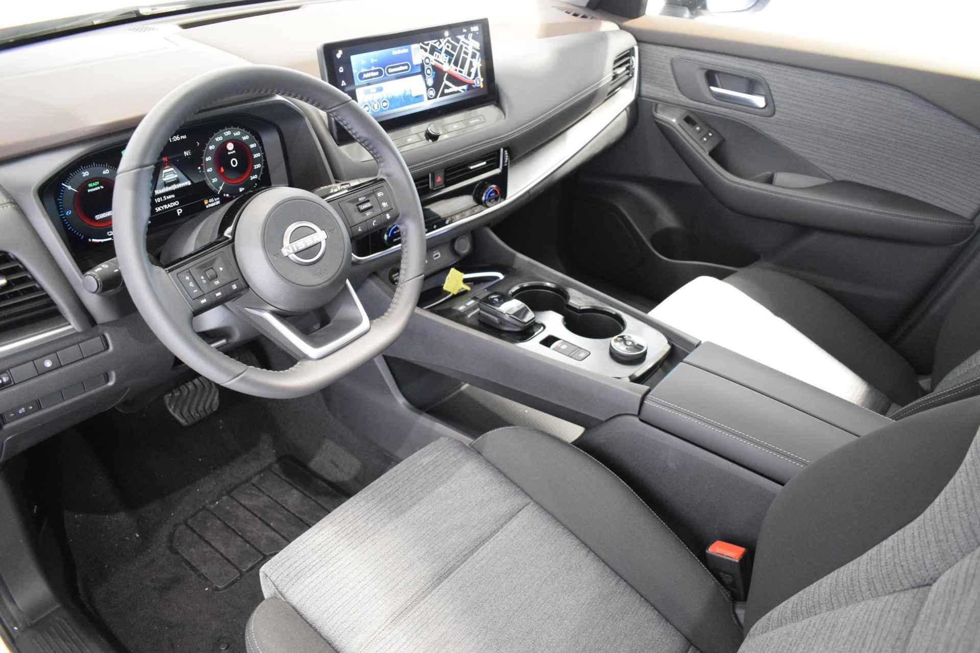 Nissan X-Trail 1.5 e-4orce N-Connecta 4WD 7p. UIT VOORRAAD LEVERBAAR| €10.000,- KORTING OP=OP| Schuif/Kantel dak | 360-Camera | Parkeersensoren | Dodehoek detectie | Adaptive cruise control | Navigatie | Apple Carplay/Android auto | Automatische regen/lichtsensor | - 19/63