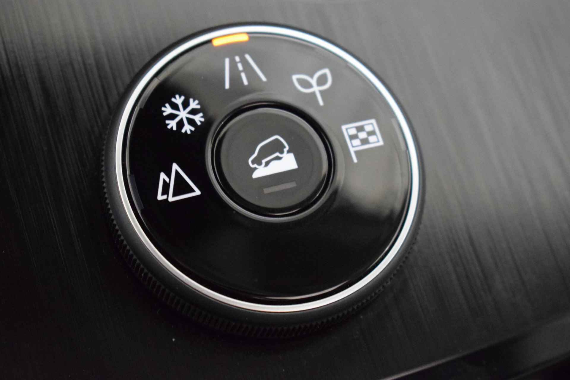 Nissan X-Trail 1.5 e-4orce N-Connecta 4WD 7p. UIT VOORRAAD LEVERBAAR| €10.000,- KORTING OP=OP| Schuif/Kantel dak | 360-Camera | Parkeersensoren | Dodehoek detectie | Adaptive cruise control | Navigatie | Apple Carplay/Android auto | Automatische regen/lichtsensor | - 47/63