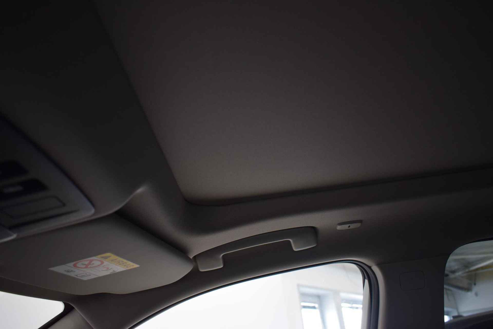 Nissan X-Trail 1.5 e-4orce N-Connecta 4WD 7p. UIT VOORRAAD LEVERBAAR| €10.000,- KORTING OP=OP| Schuif/Kantel dak | 360-Camera | Parkeersensoren | Dodehoek detectie | Adaptive cruise control | Navigatie | Apple Carplay/Android auto | Automatische regen/lichtsensor | - 58/63